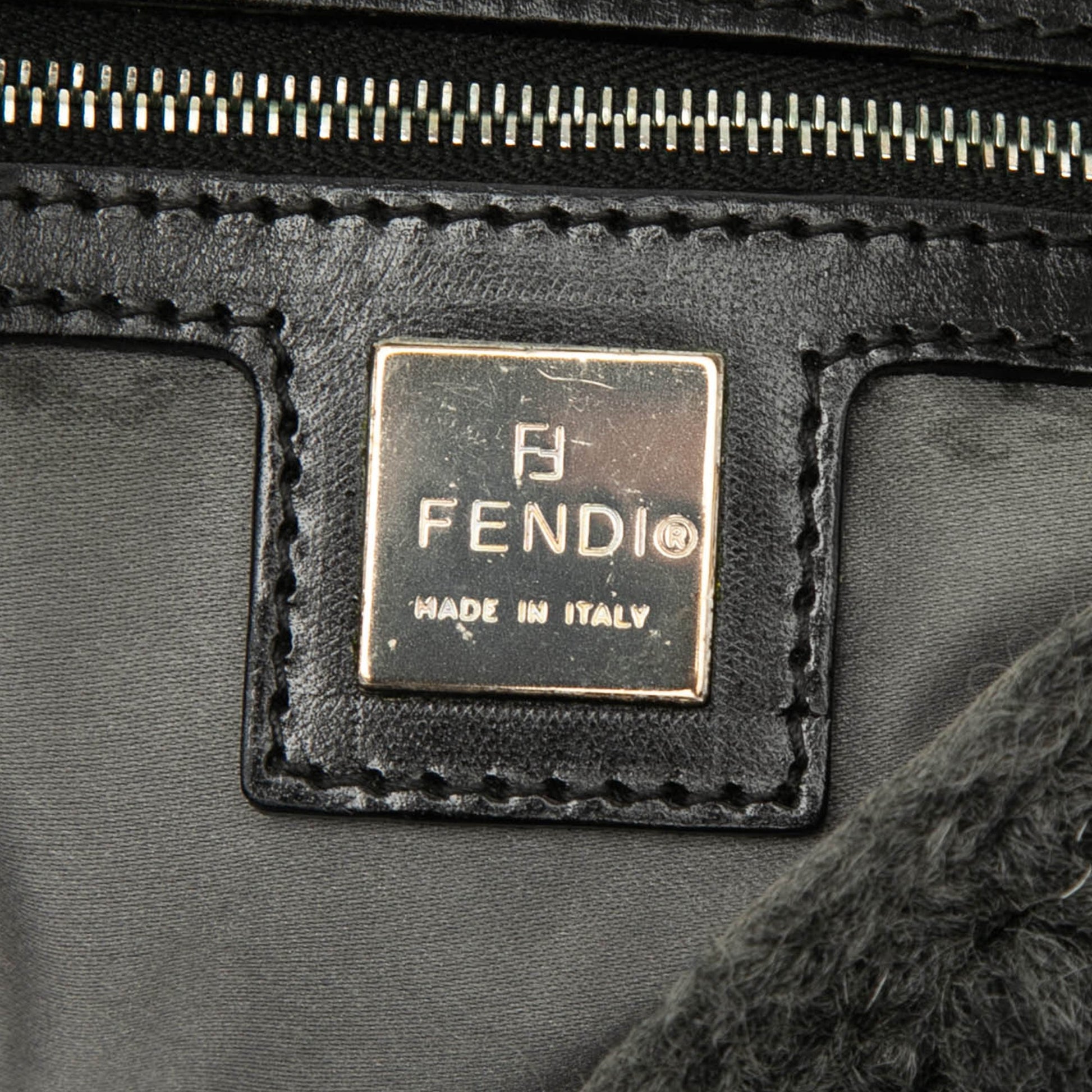 Fendi Crochet Wool Mamma Forever