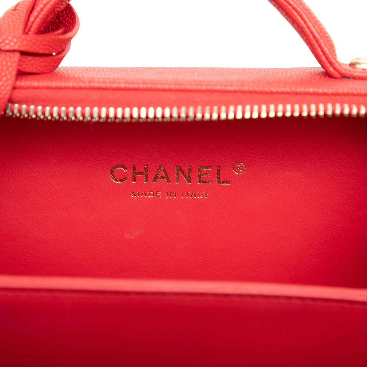 Chanel Small Caviar CC Filigree Vanity Case — Red