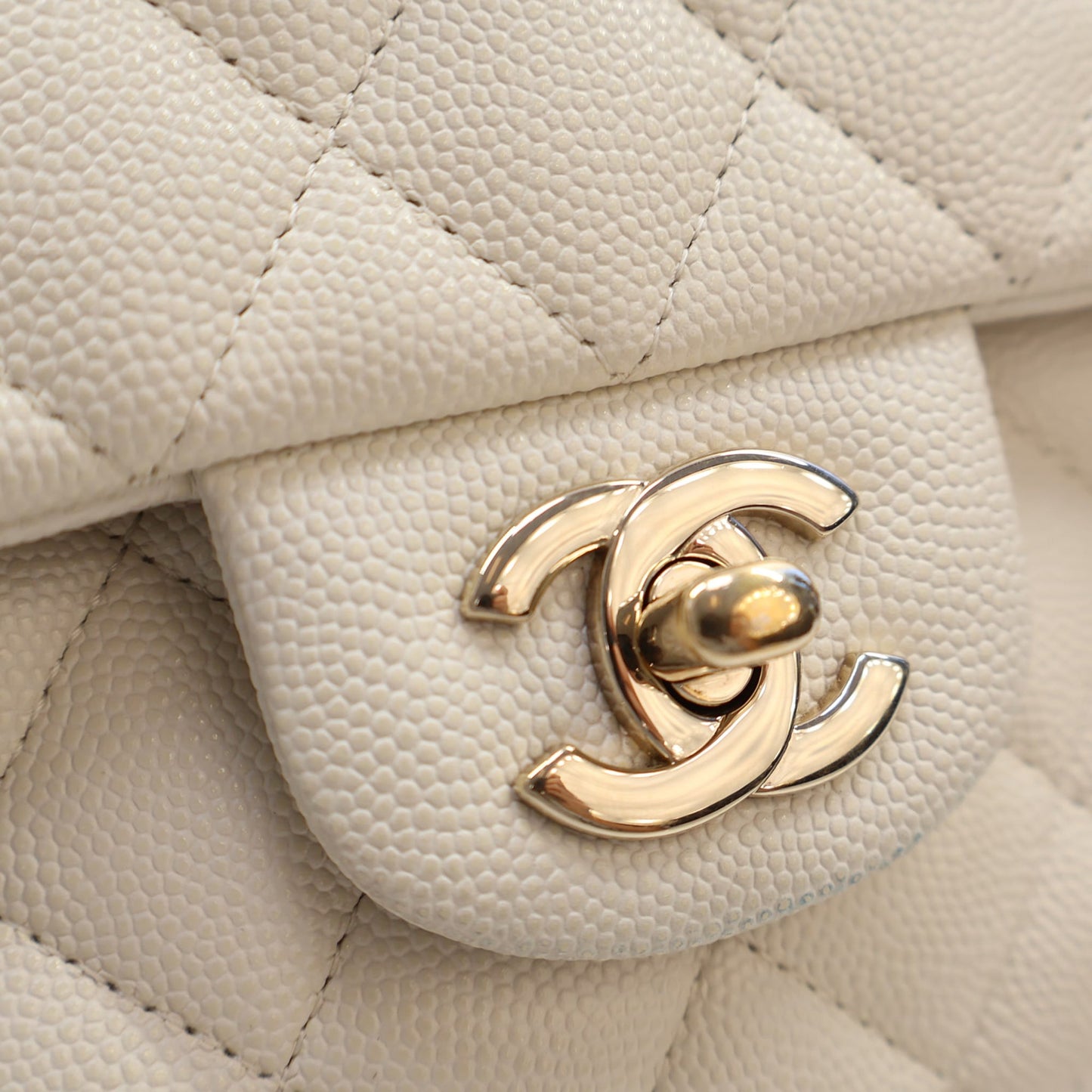 Chanel Medium Classic Caviar Double Flap