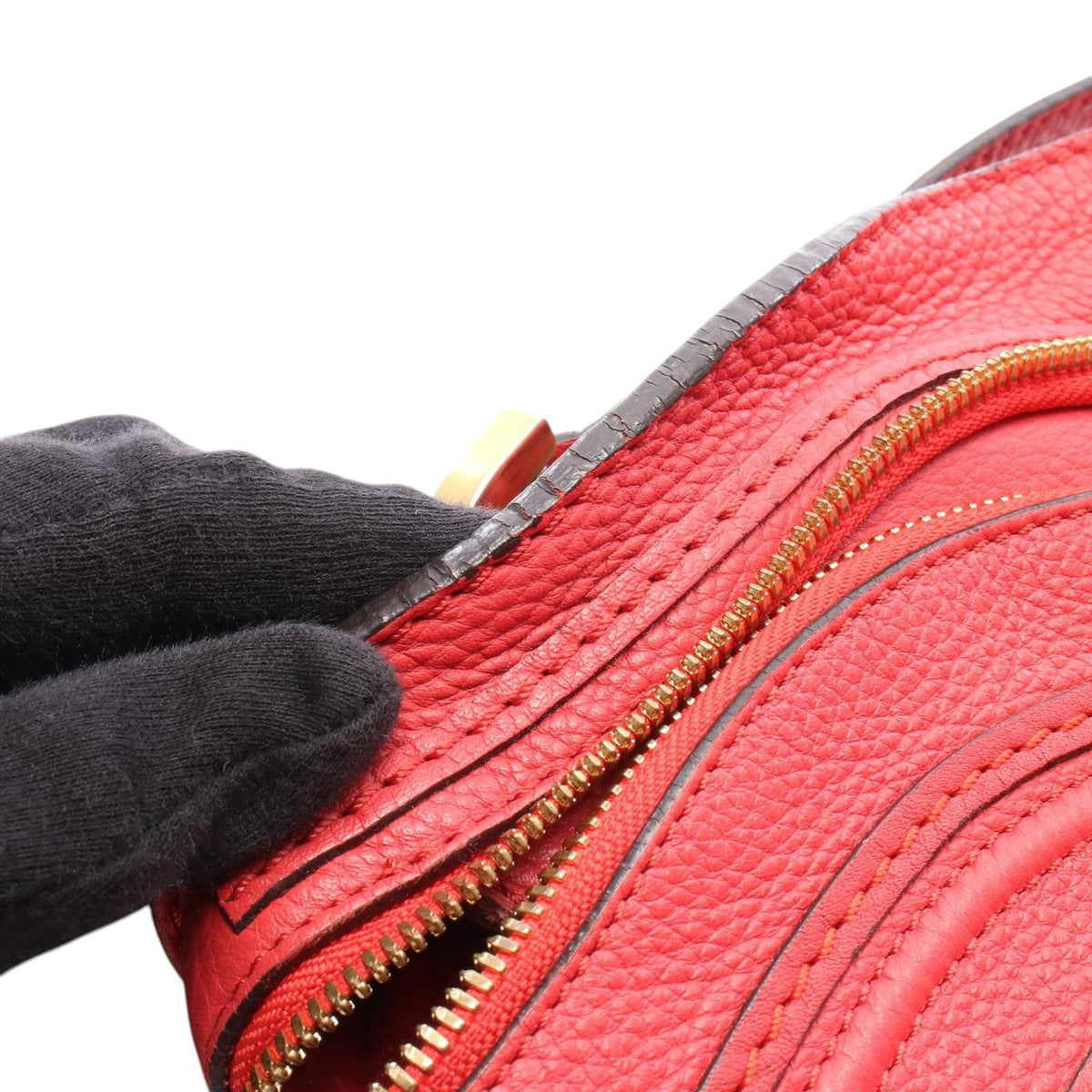 Chloé Medium Grained Calfskin Marcie Saddle Crossbody — Red