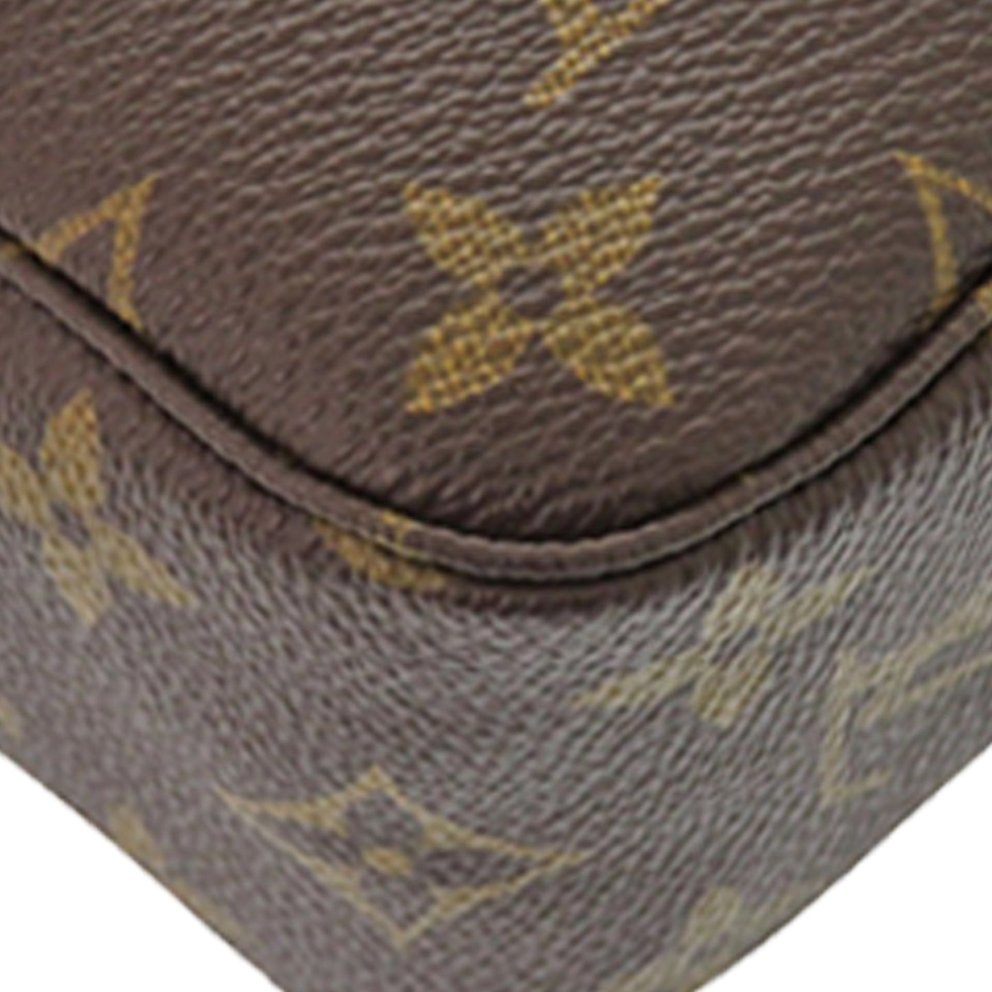 Louis Vuitton Monogram Trousse Toilette 23