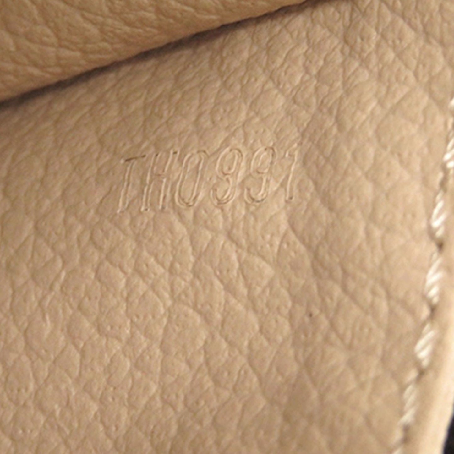 Louis Vuitton Monogram Trousse Toilette 23