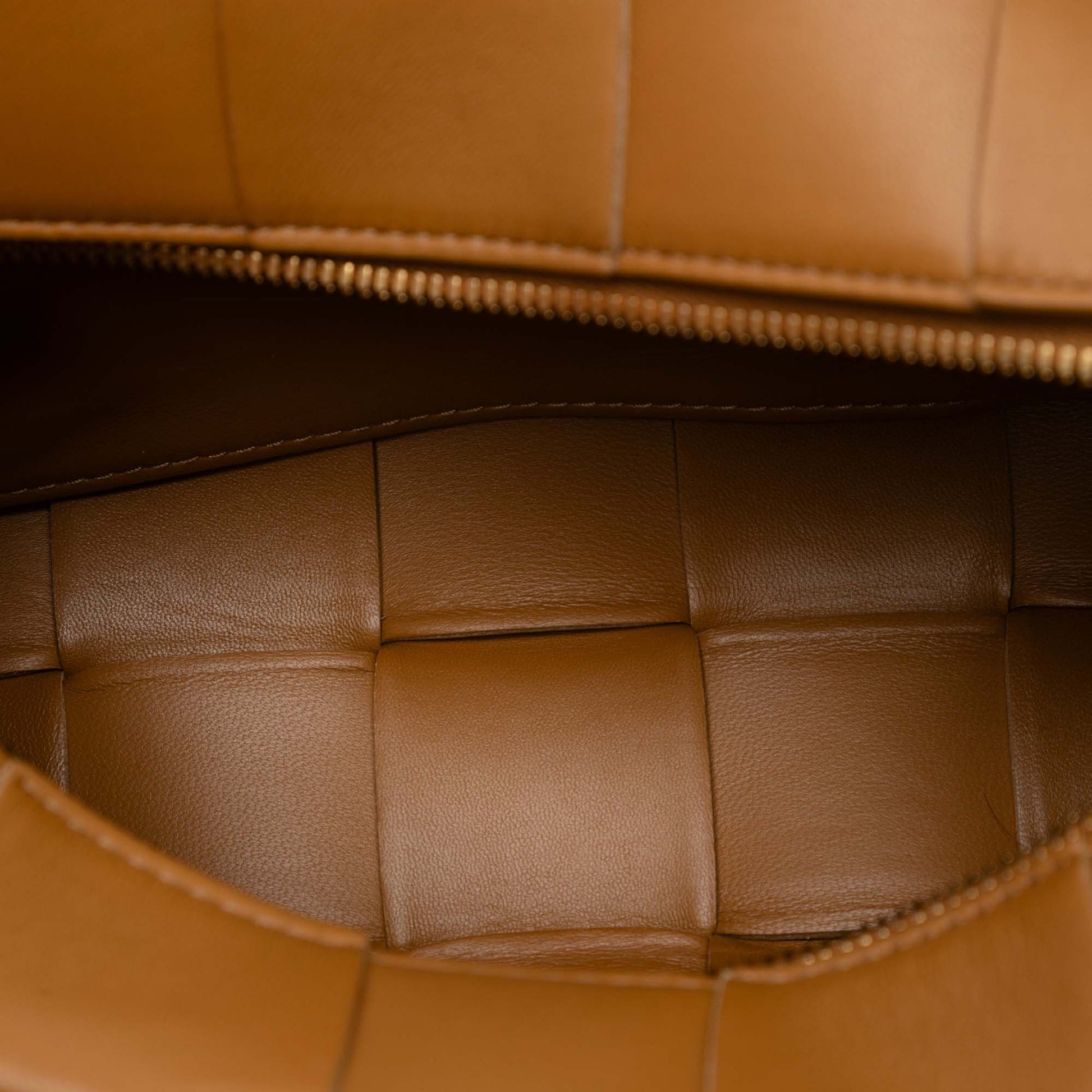 Bottega Veneta Nappa Intrecciato Brick Cassette