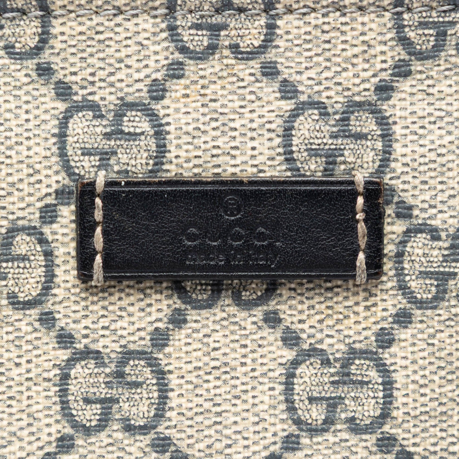 Gucci GG Supreme Crossbody