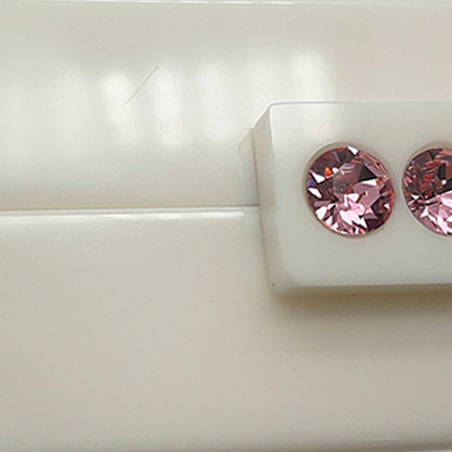 Gucci Acrylic Crystal Cat Face Box Clutch On Chain