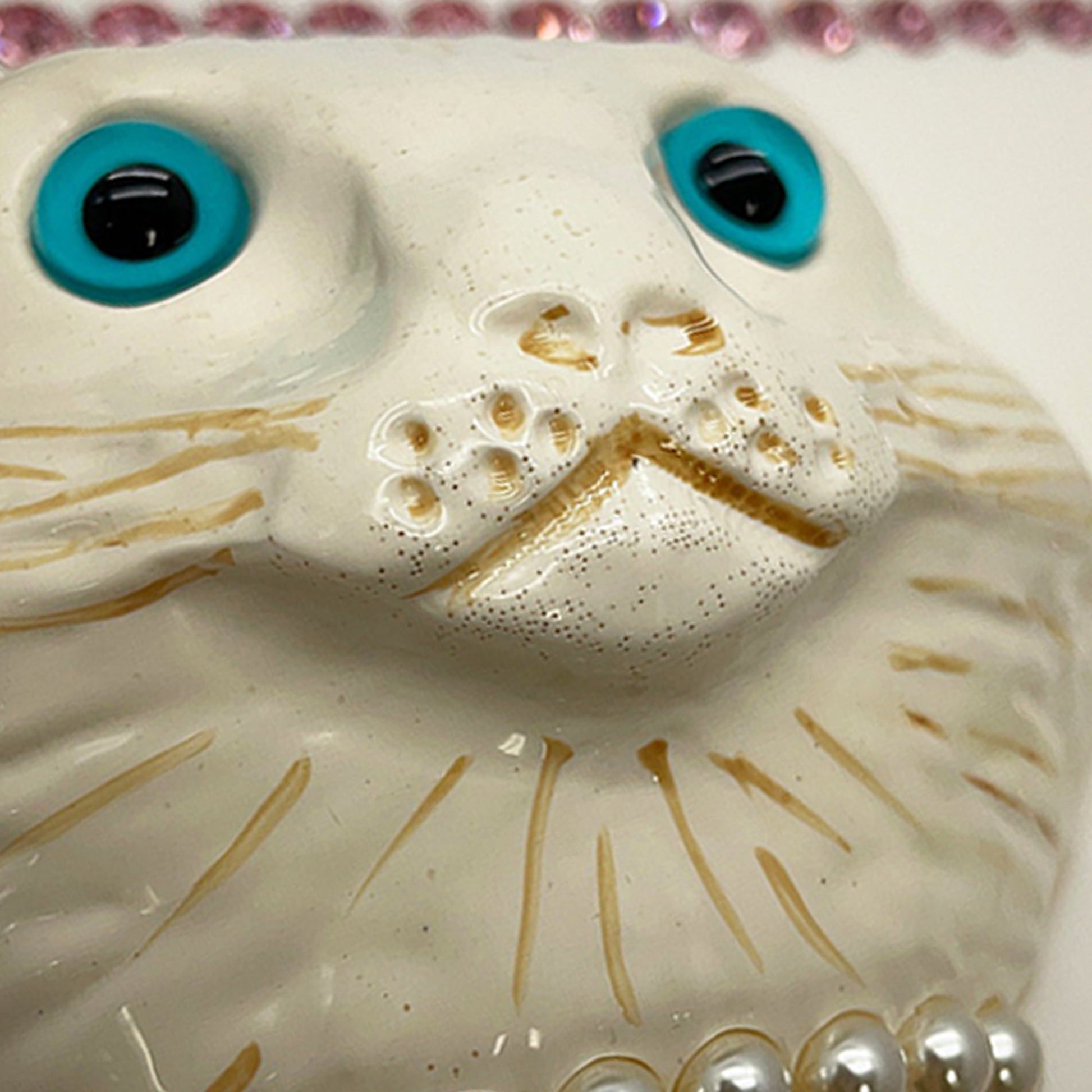 Gucci Acrylic Crystal Cat Face Box Clutch On Chain