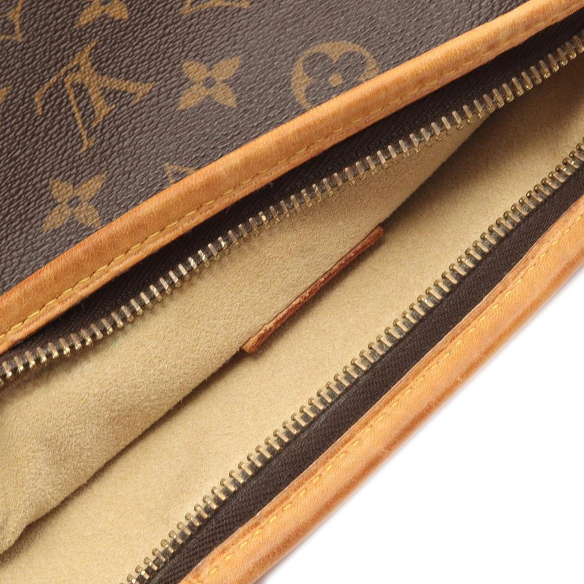 Louis Vuitton Monogram Estrela MM