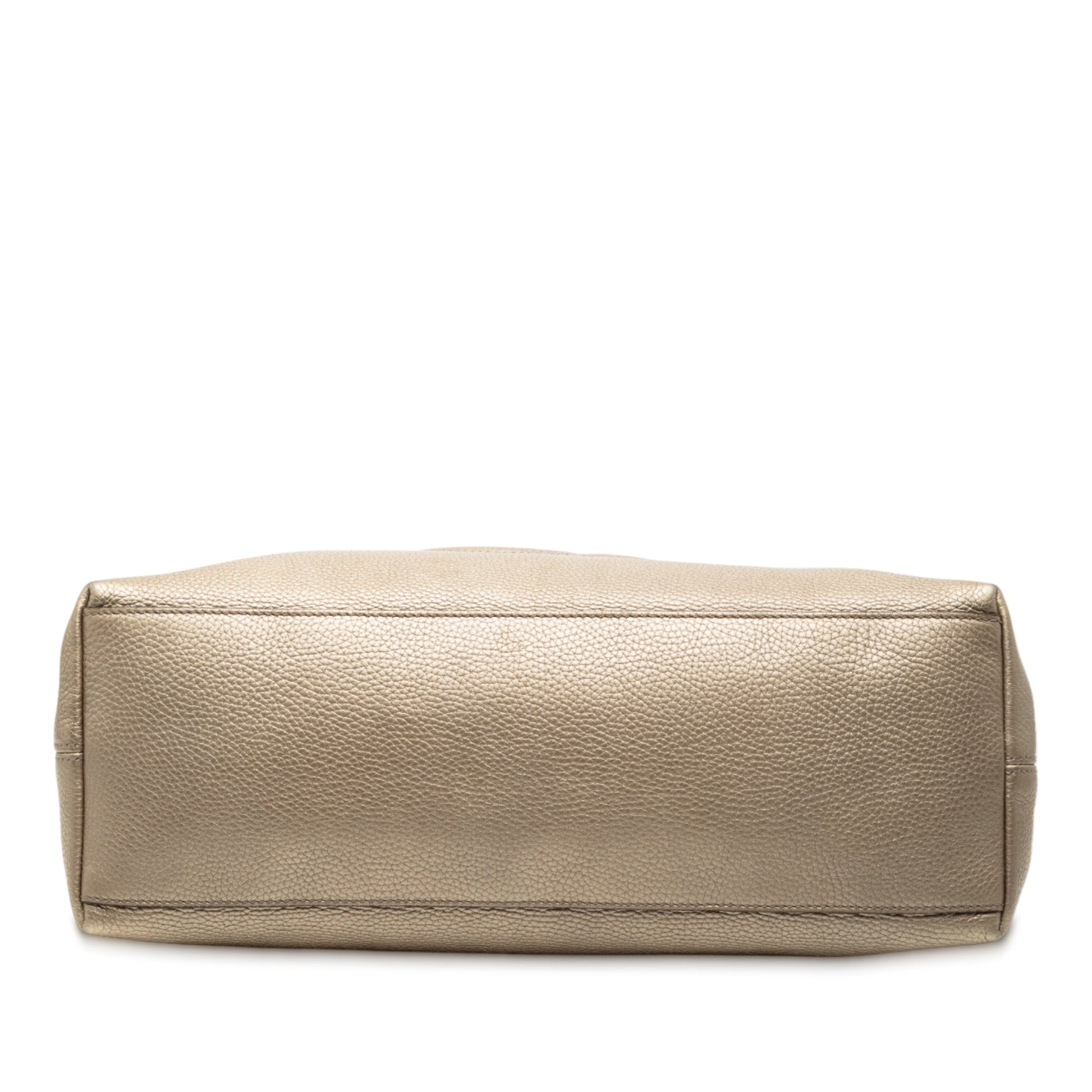 Gucci Medium Metallic Leather Soho Chain Tote