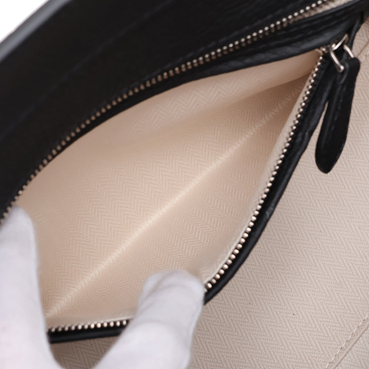 The Row Leather Marlo 12 Tote — Black