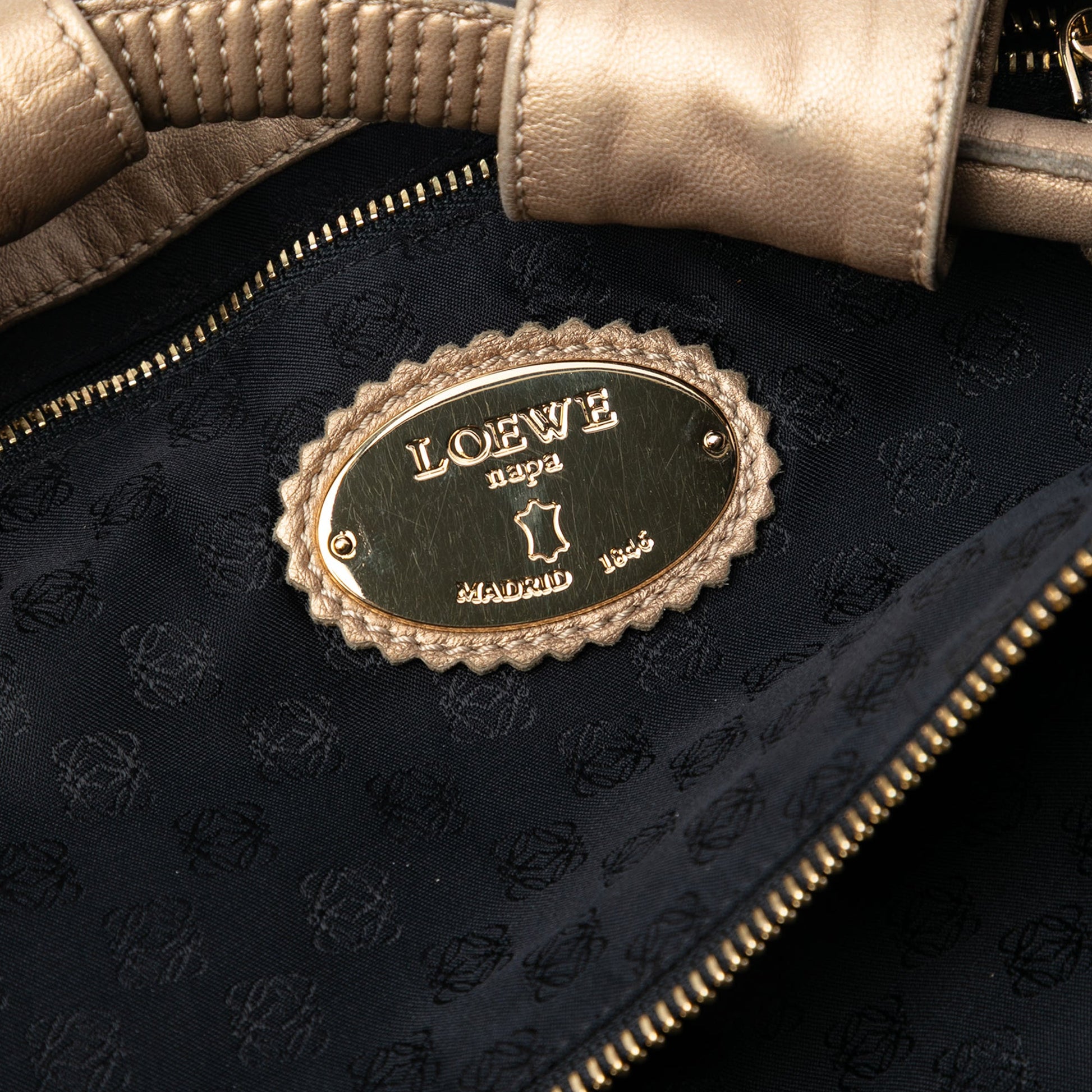 LOEWE Nappa Aire