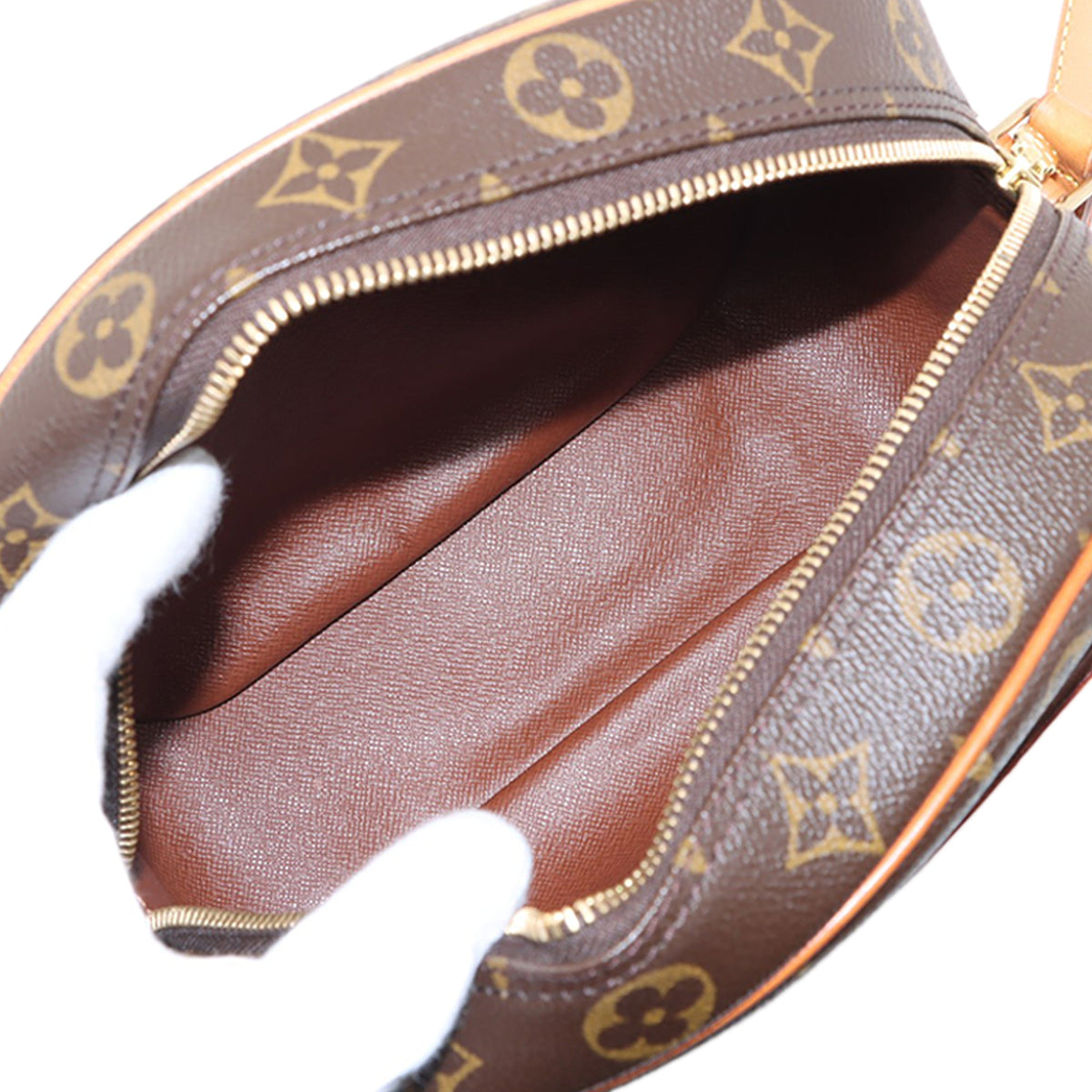 Louis Vuitton Monogram Blois — Brown
