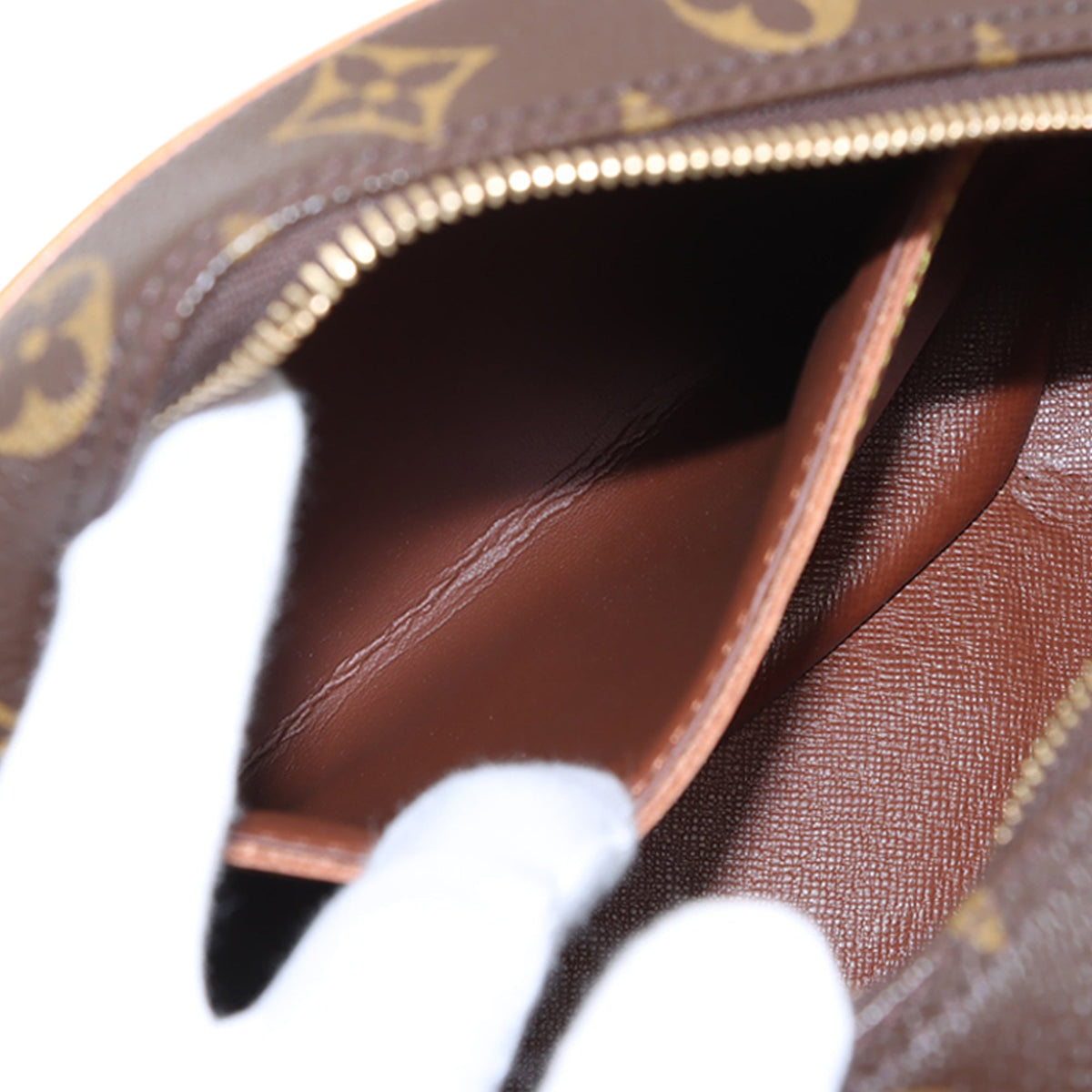Louis Vuitton Monogram Blois — Brown