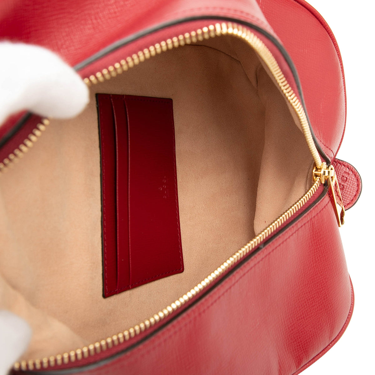 Gucci Calfskin Interlocking G Oval Clutch — Red
