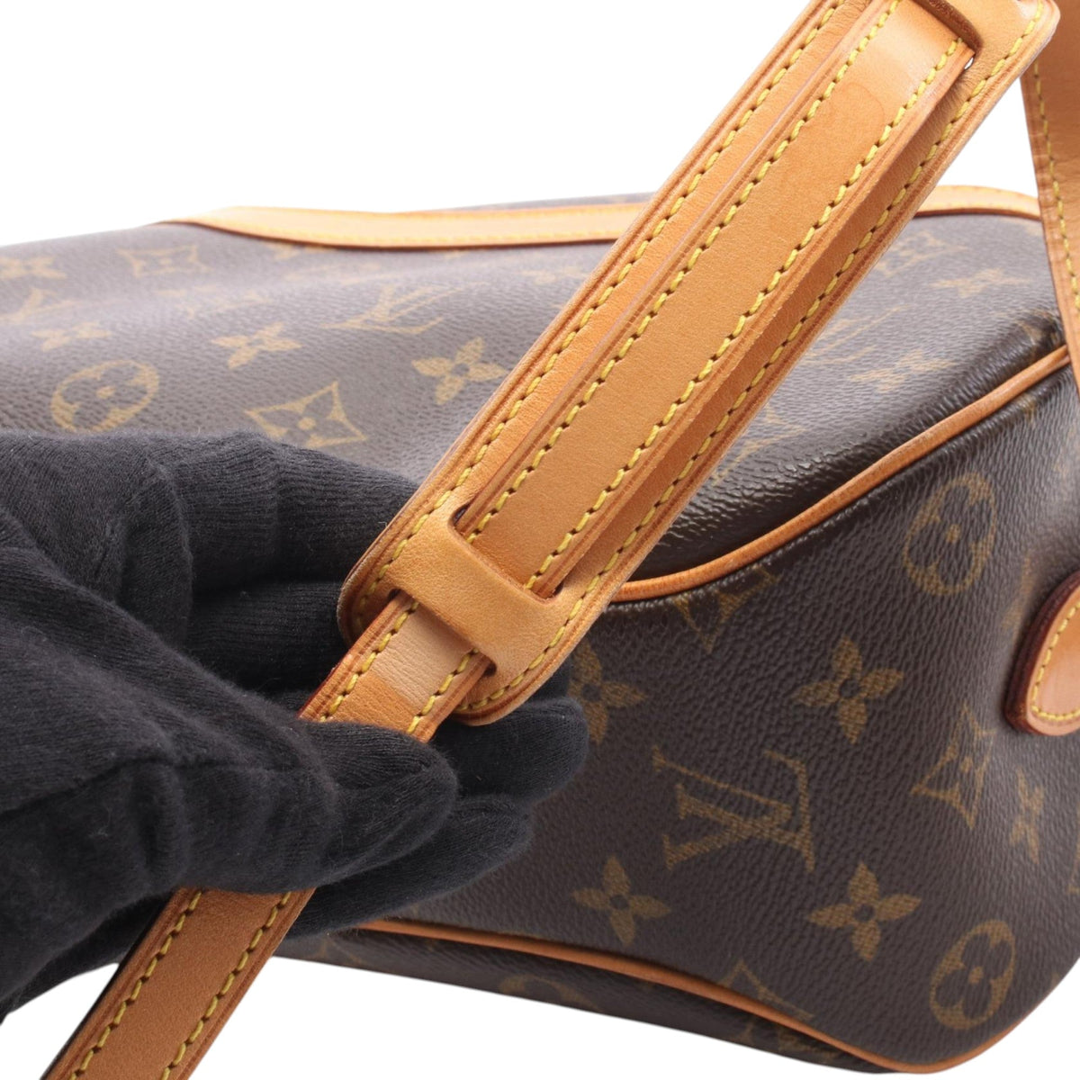 Louis Vuitton Monogram Blois