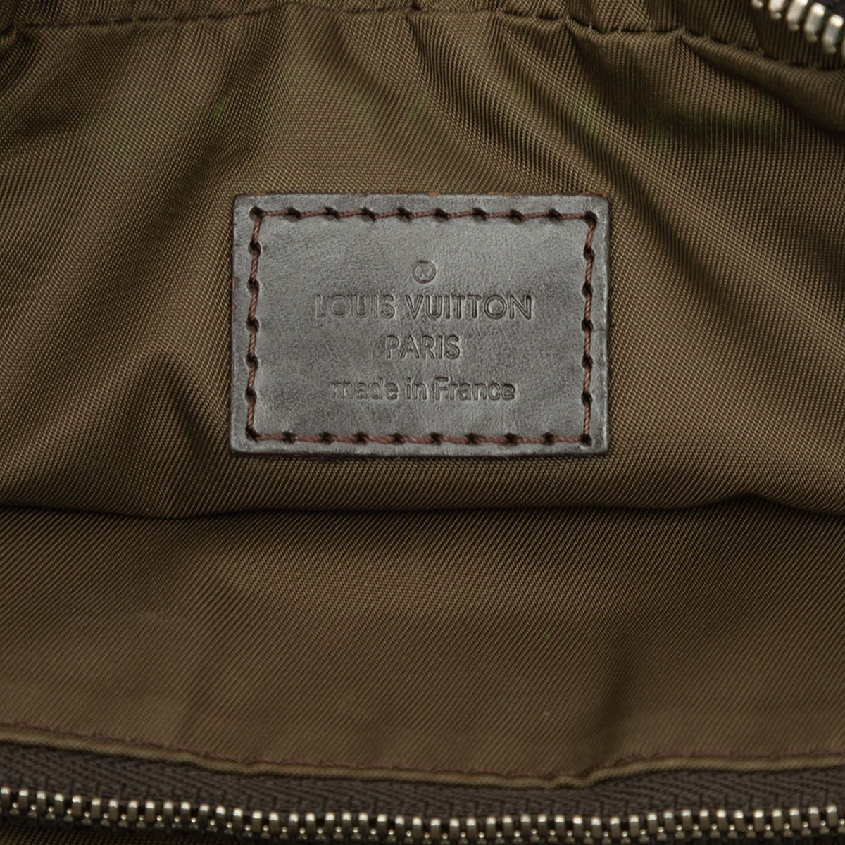 Louis Vuitton Damier Geant Acrobat — Black