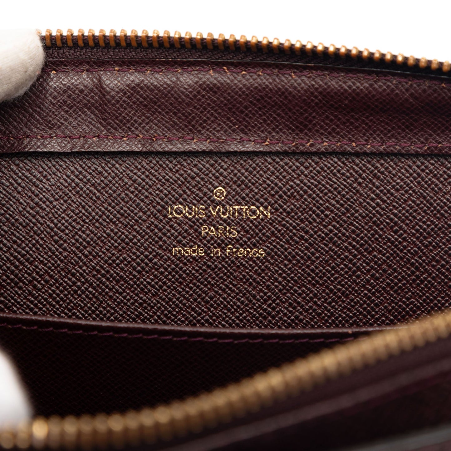 Louis Vuitton Taiga Pochette Baikal