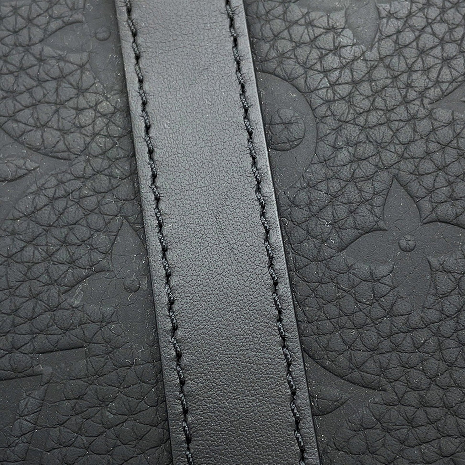 Louis Vuitton Monogram Taurillon Sac Plat Cross