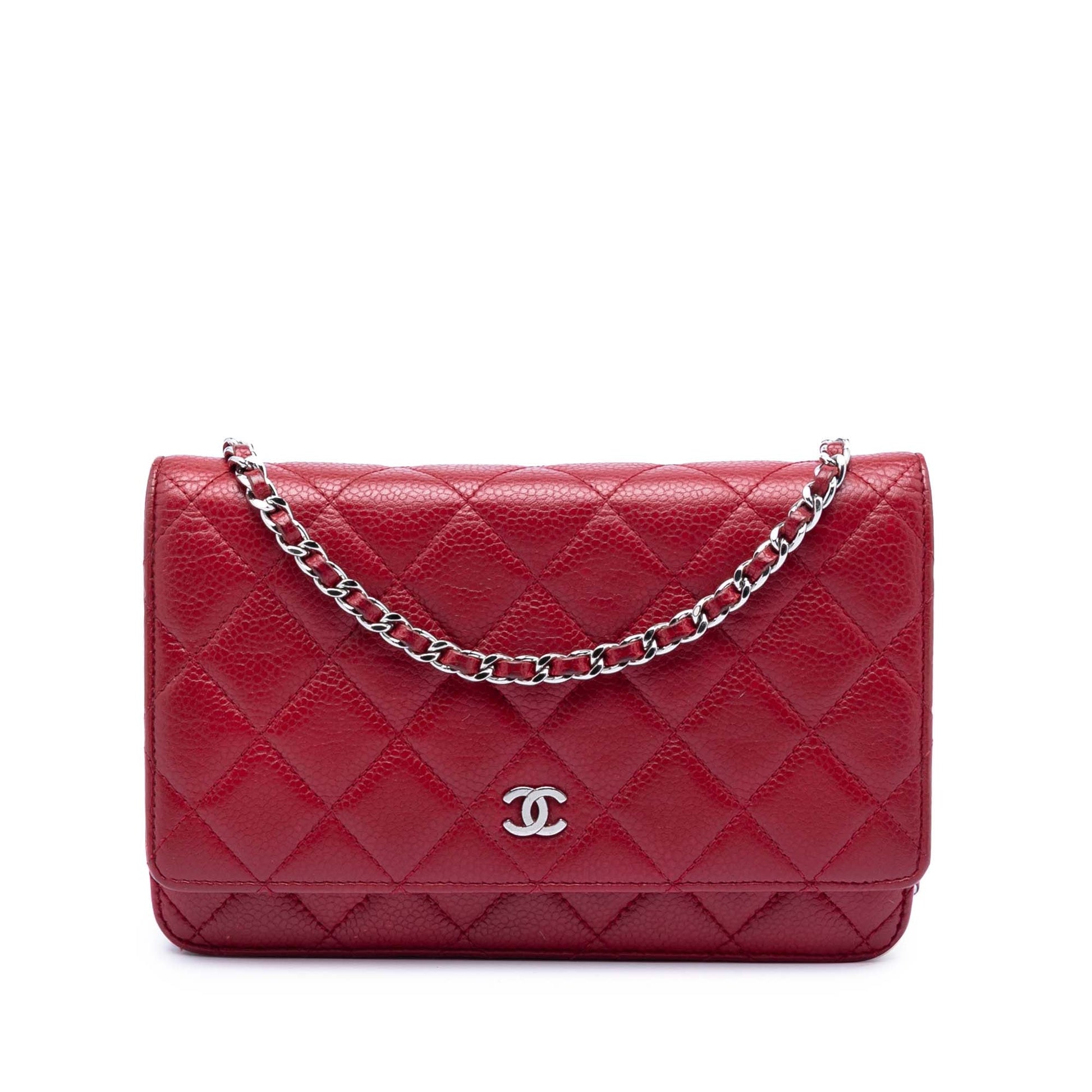 CC Quilted Caviar Wallet on Chain