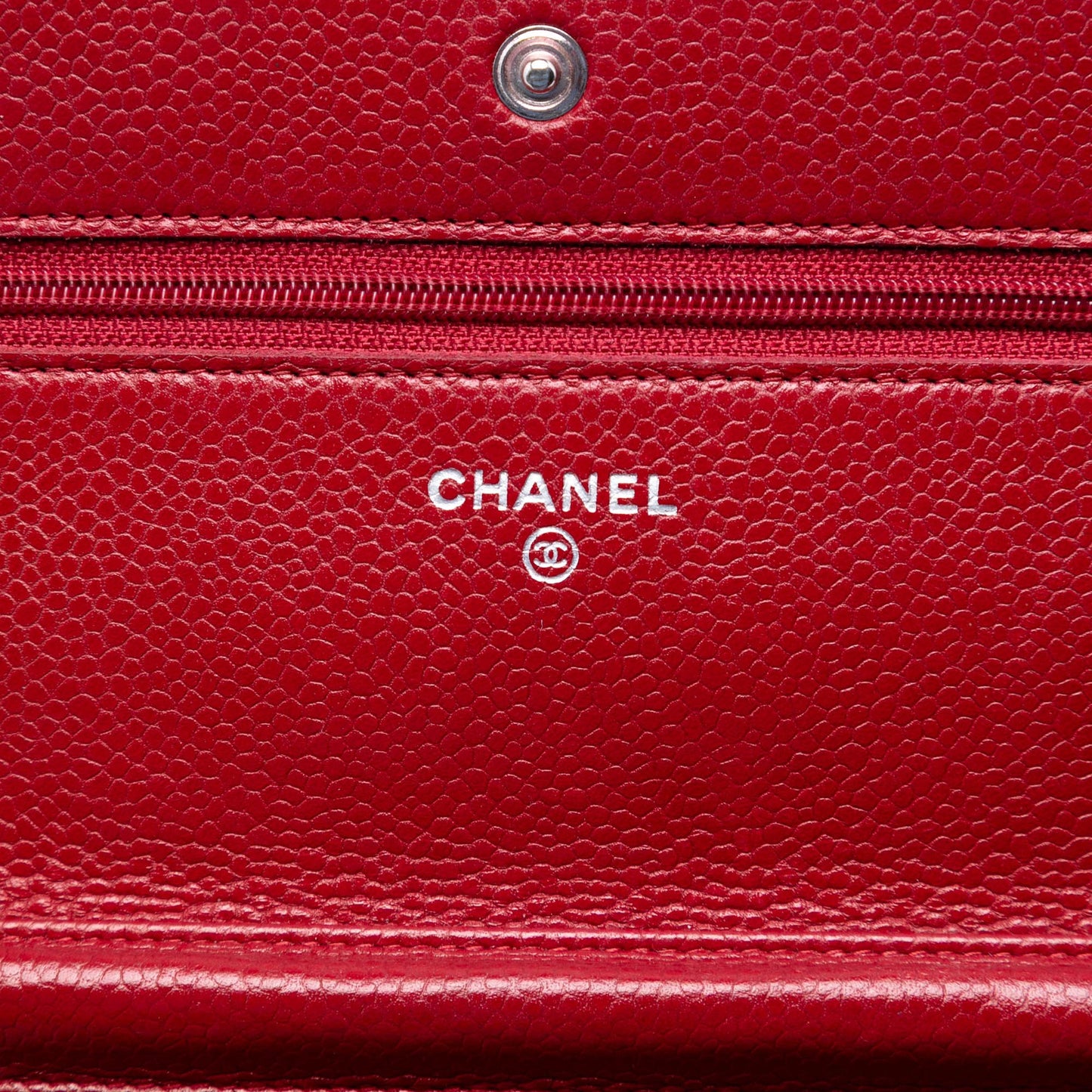 CC Quilted Caviar Wallet on Chain