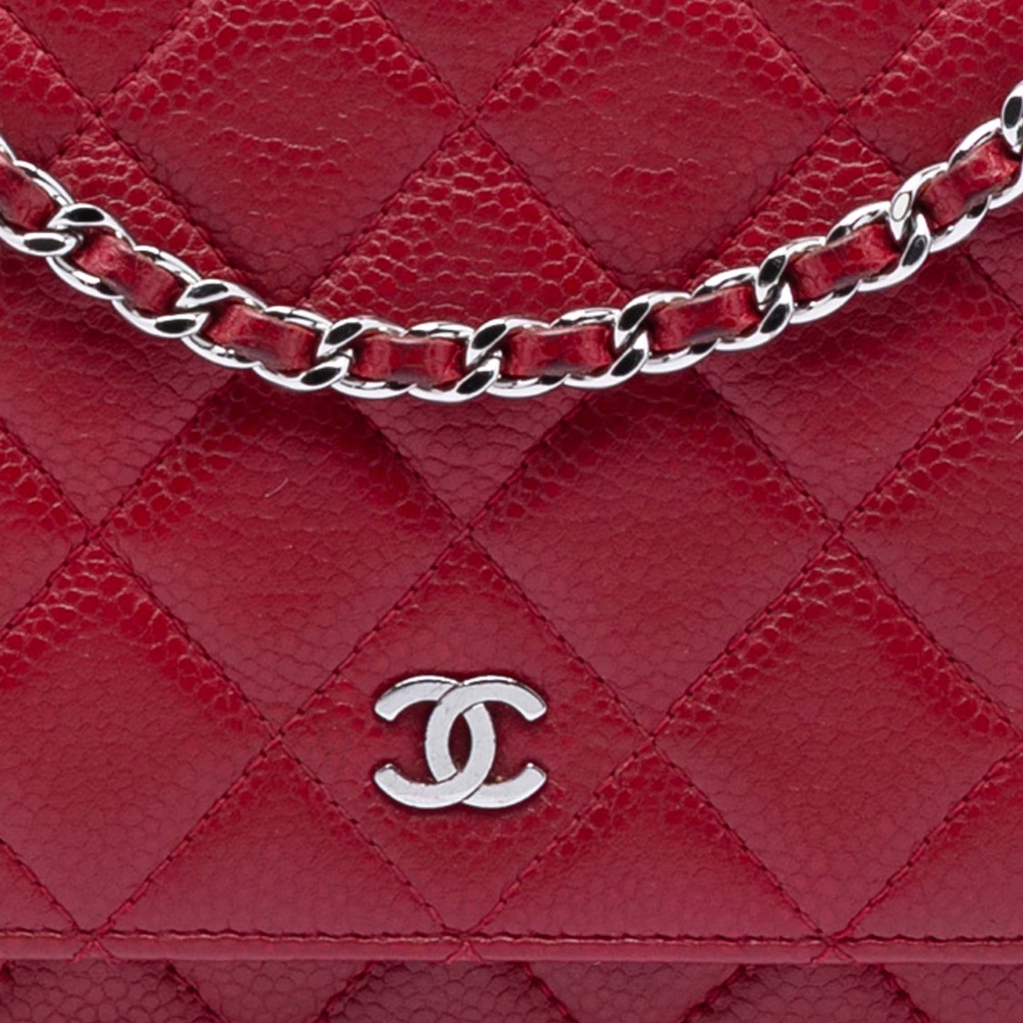 CC Quilted Caviar Wallet on Chain