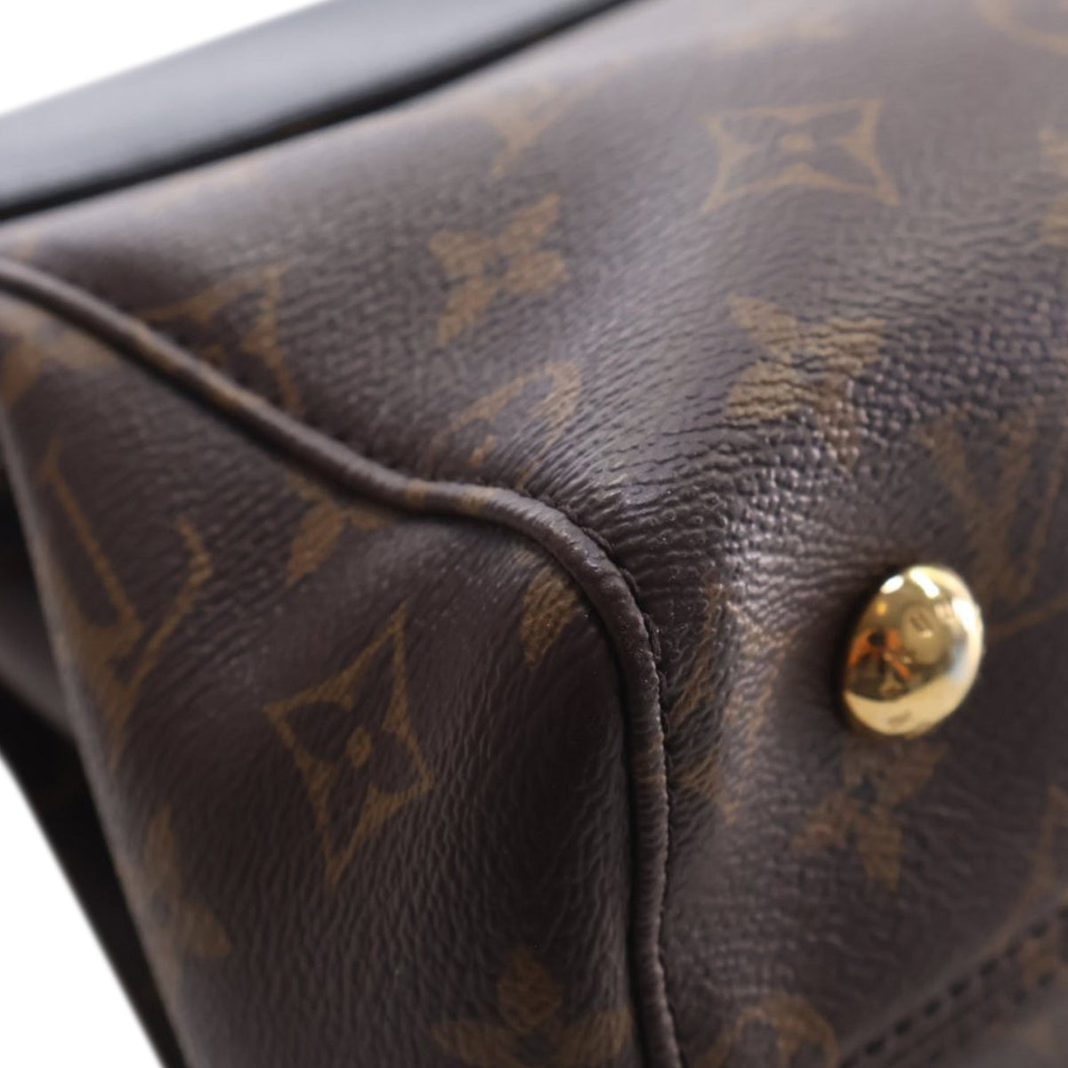 Louis Vuitton Monogram Venus