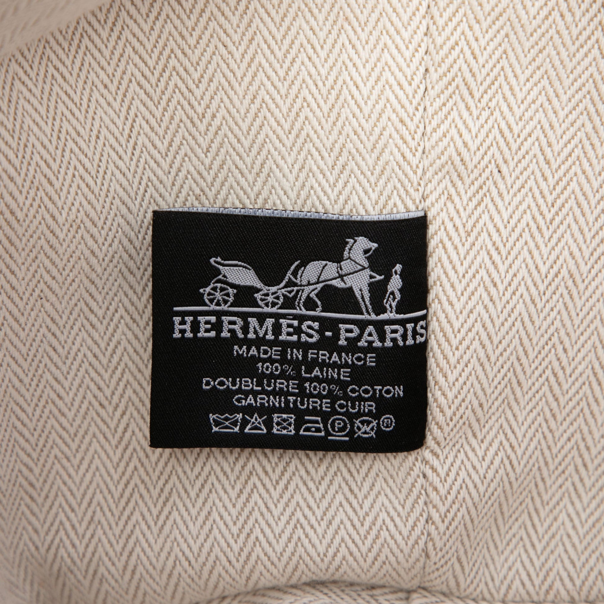 Hermès Small Wool Bride A Brac Au Carre Case