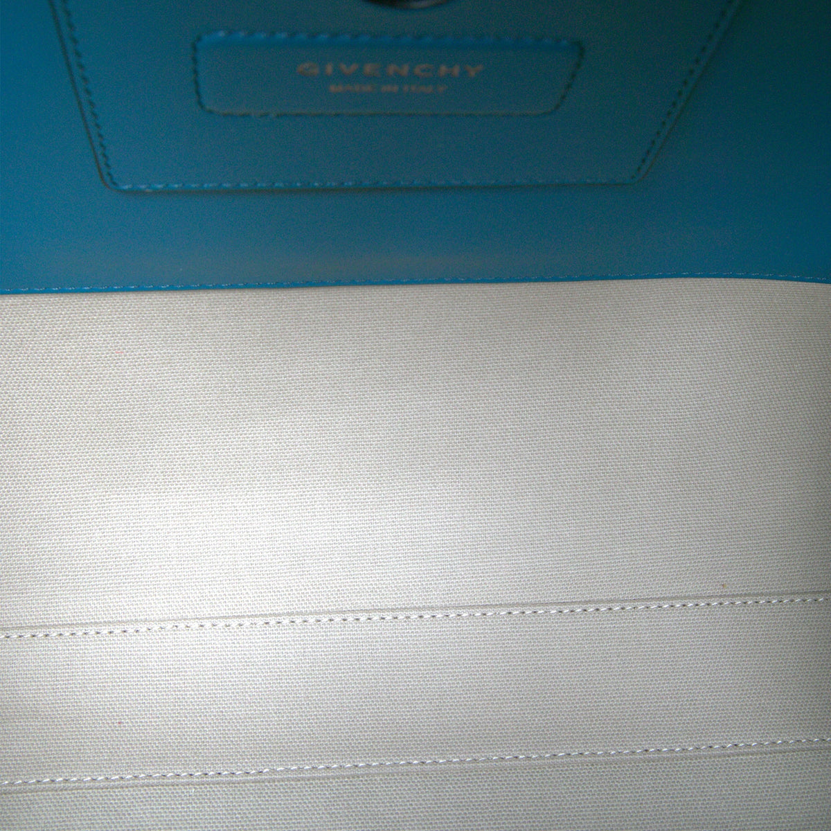Givenchy Medium Calfskin Antigona Soft Bag — Blue