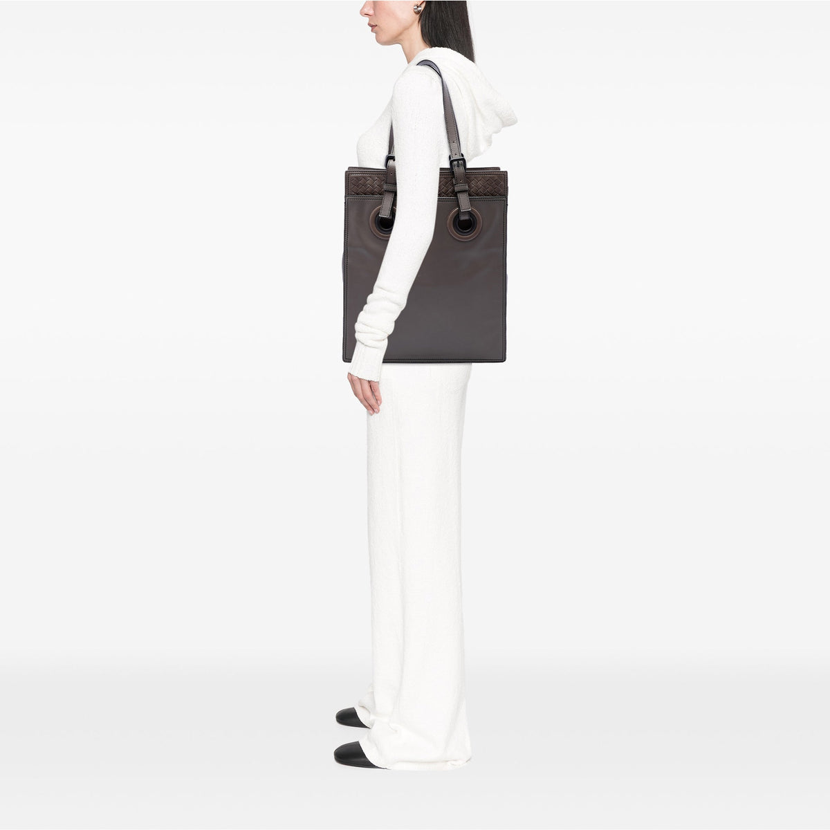 Bottega Veneta Intrecciato Trimmed Leather Oculus Tote — Brown