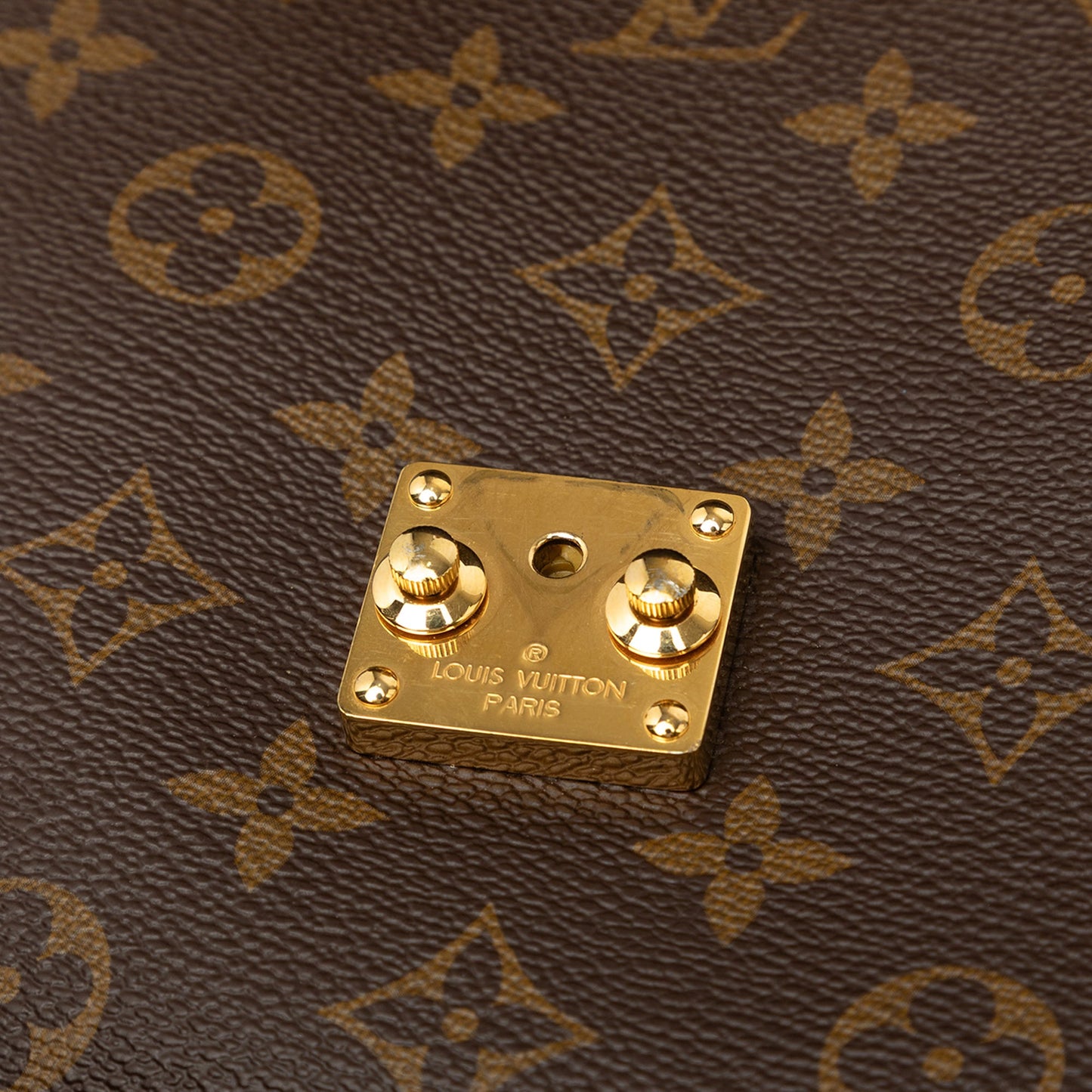 Louis Vuitton Monogram Pochette Metis