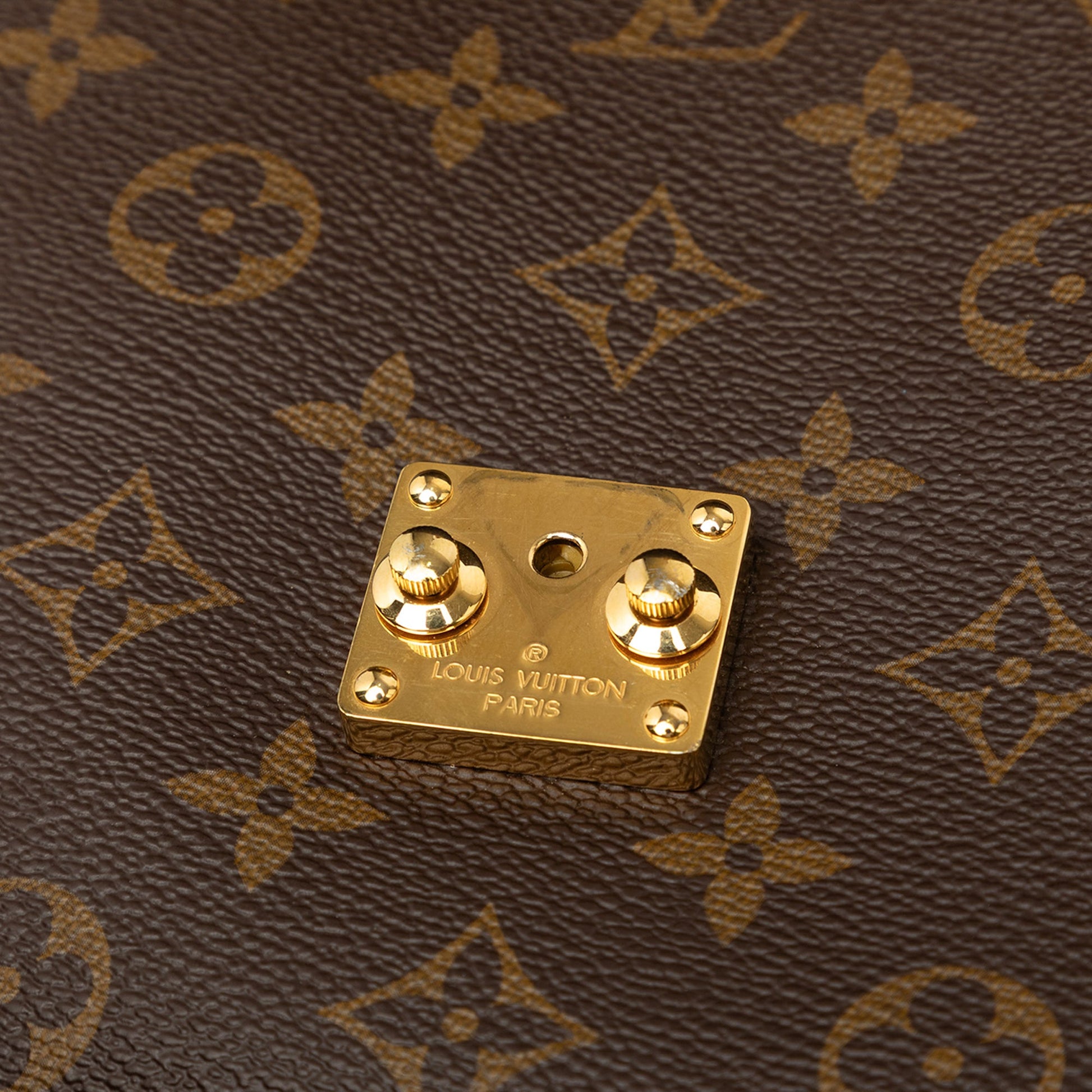 Louis Vuitton Monogram Pochette Metis