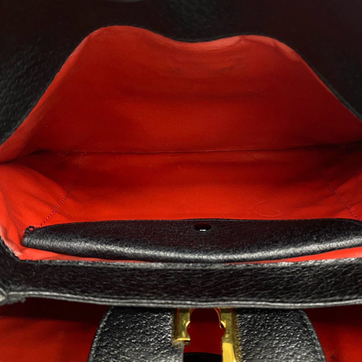 Gucci Leather Handbag — Black