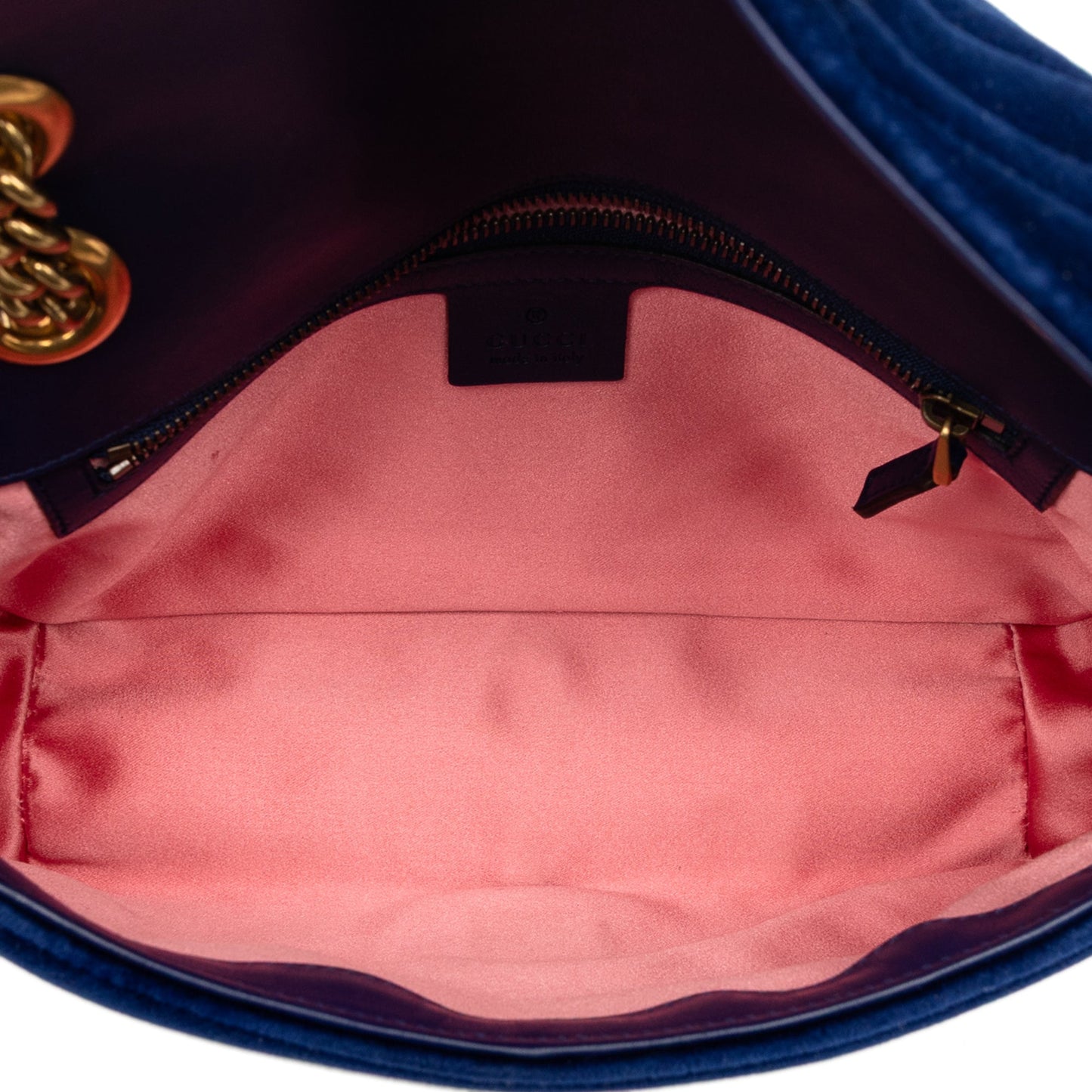 Medium GG Marmont Matelasse Velvet Shoulder Bag