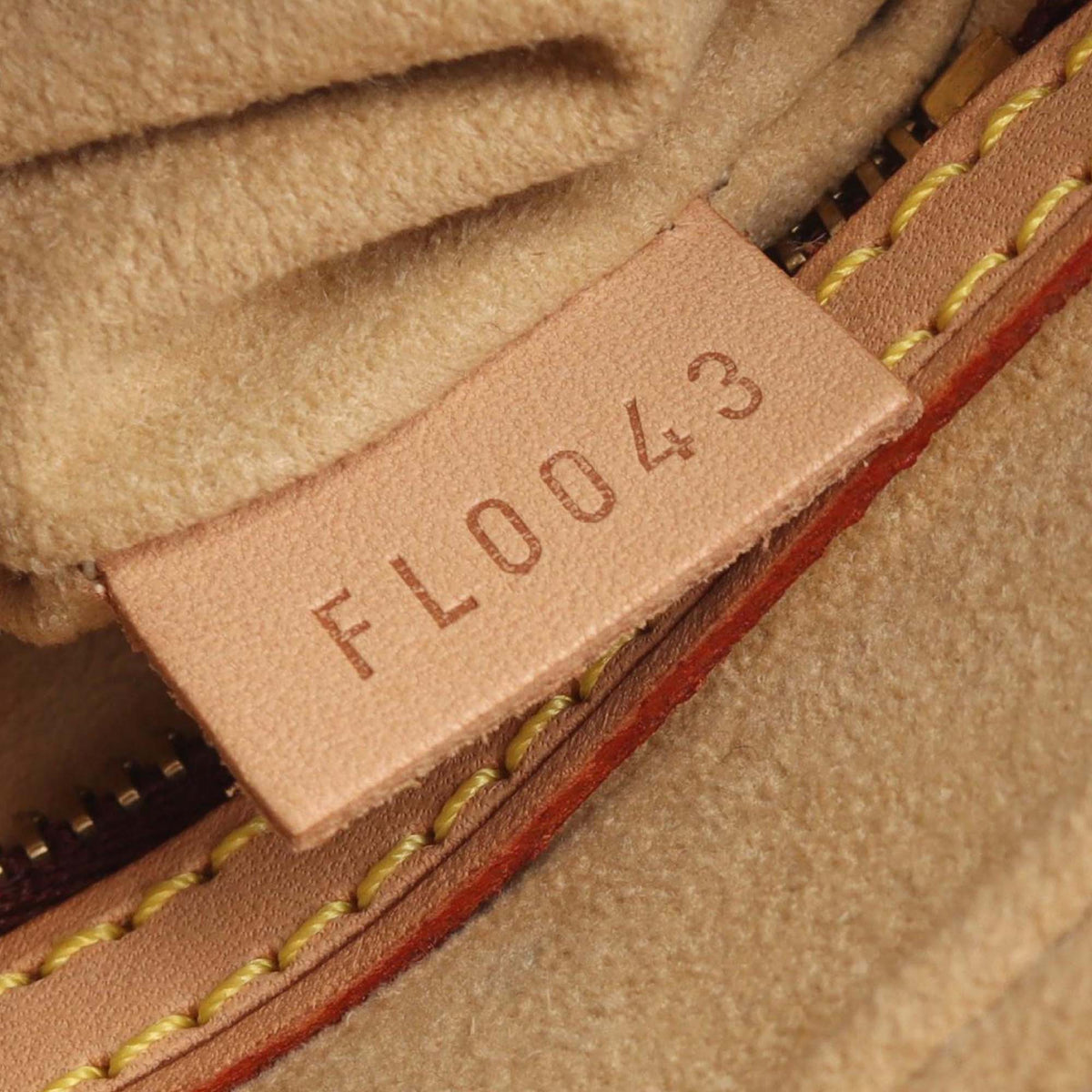 Louis Vuitton Monogram Looping MM