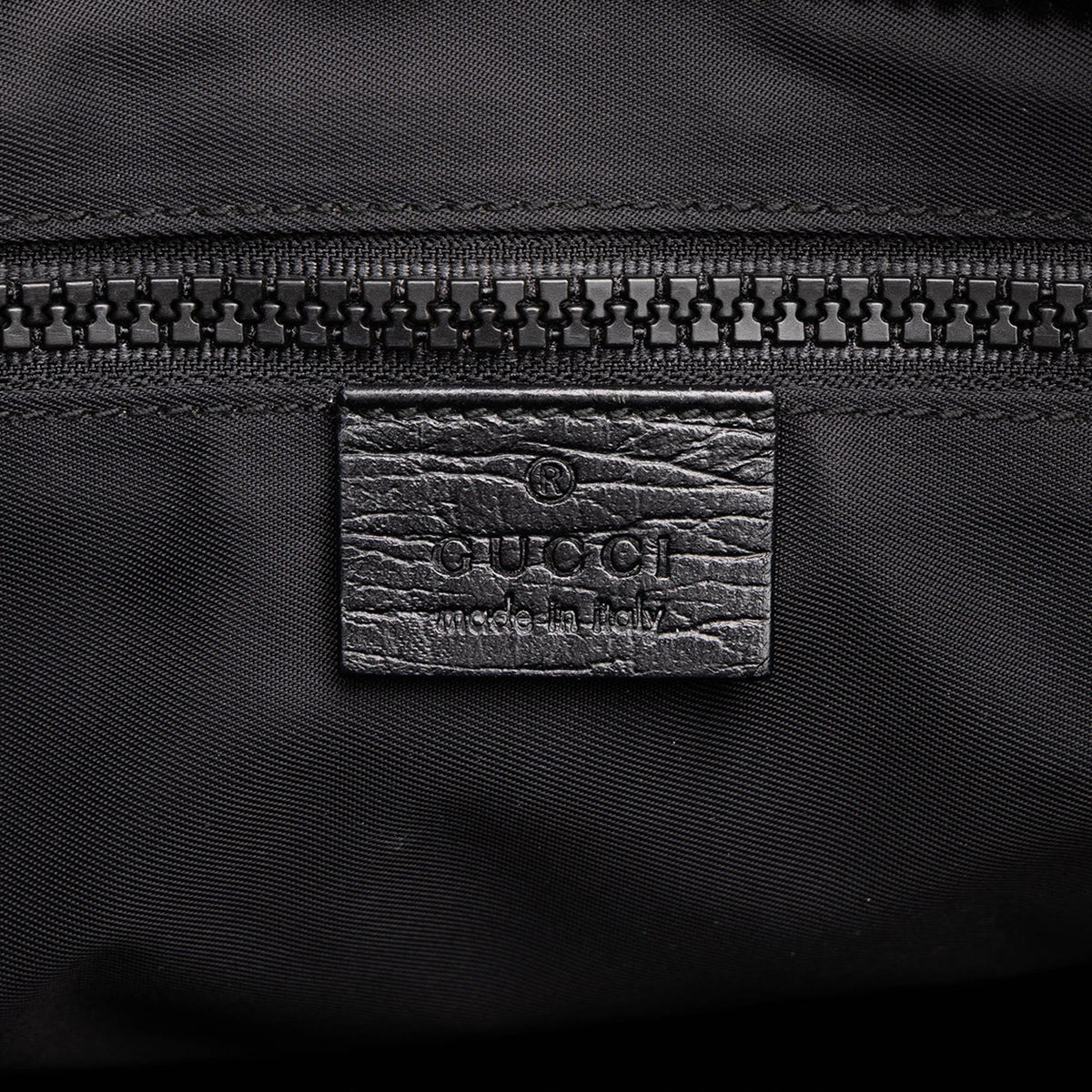 Gucci GG Supreme Crossbody — Black