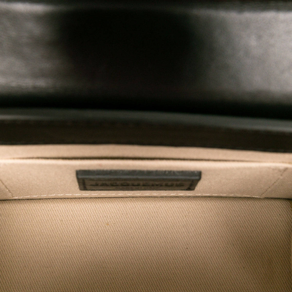 Jacquemus Leather Le Chiquito Moyen — Black