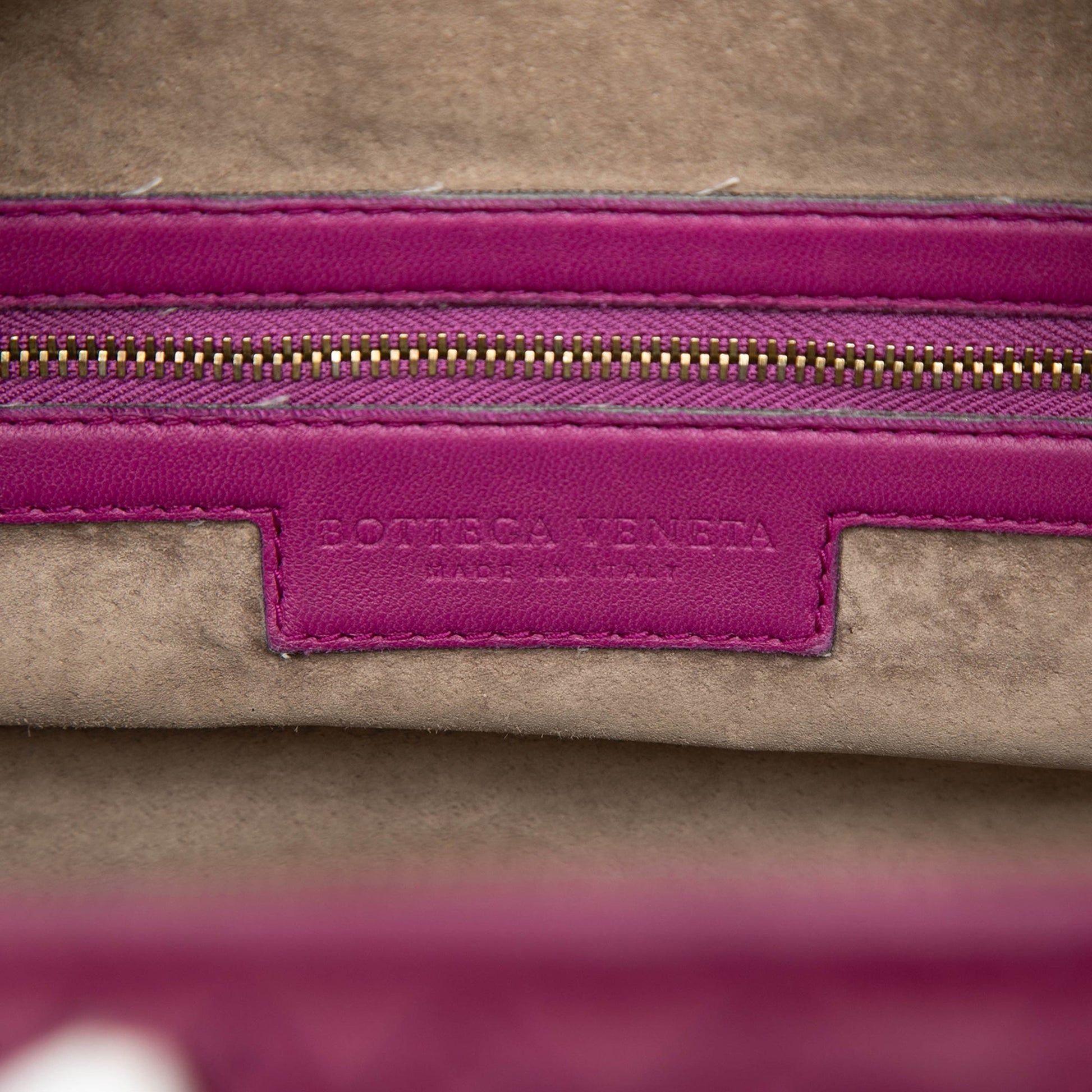Bottega Veneta Nappa Intrecciato Montaigne Boston Bag