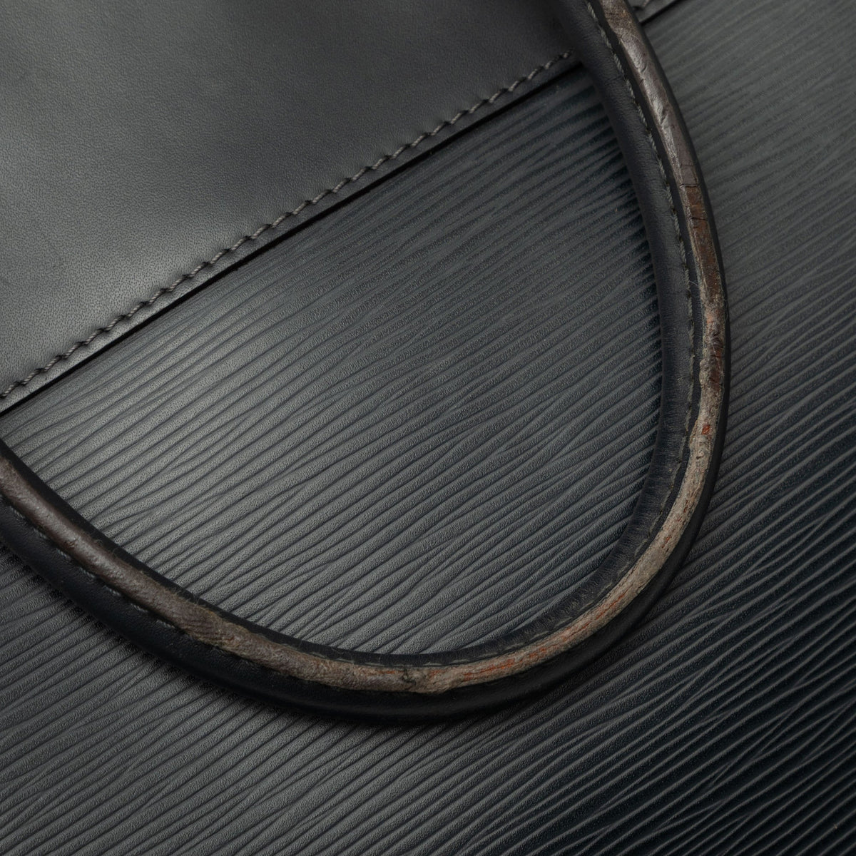 Louis Vuitton Epi Porte Documents Jour