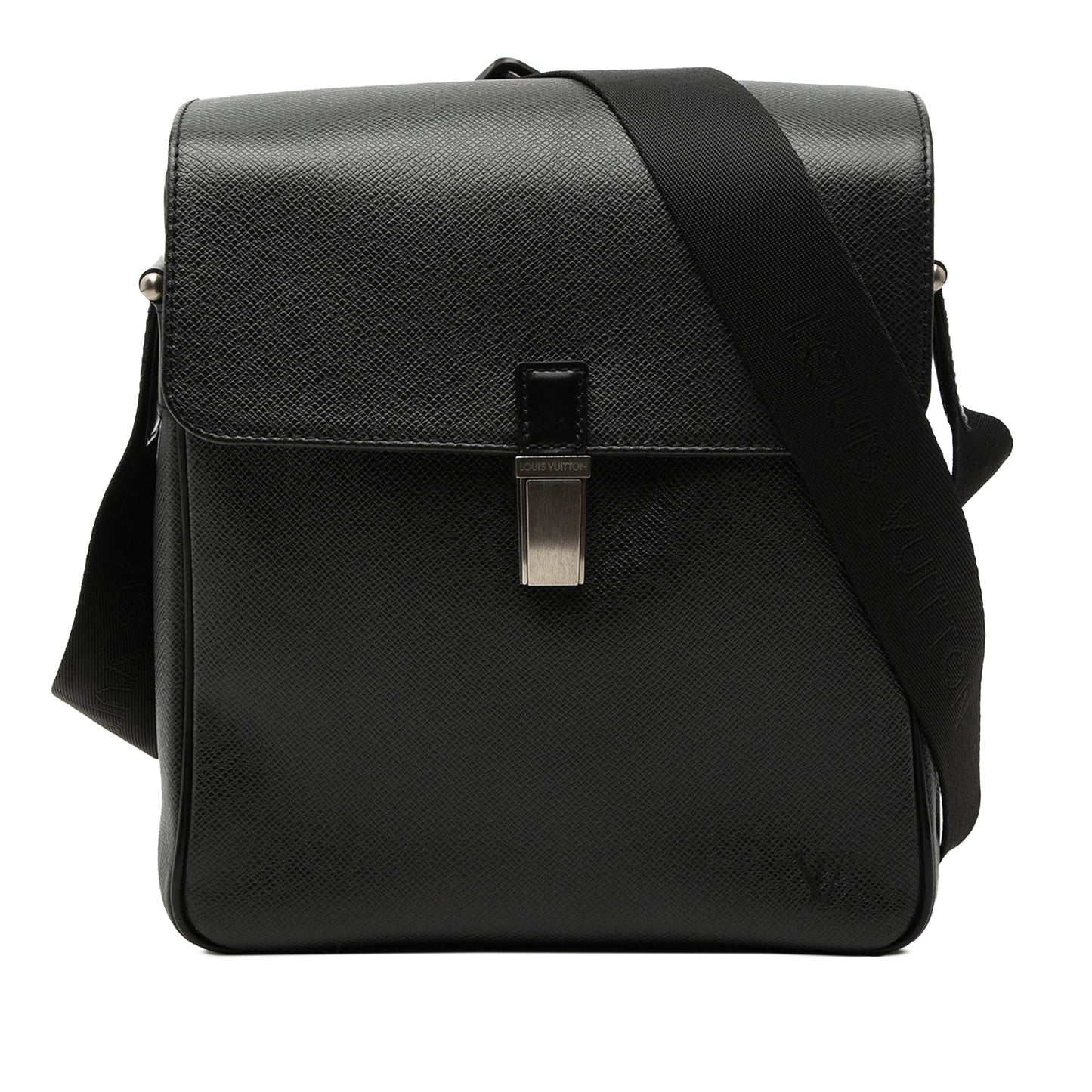 Louis Vuitton Taiga Yaranga
