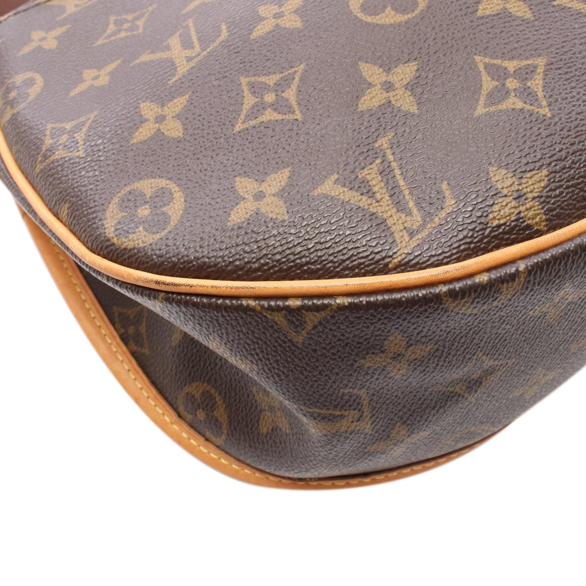 Louis Vuitton Monogram Menilmontant MM