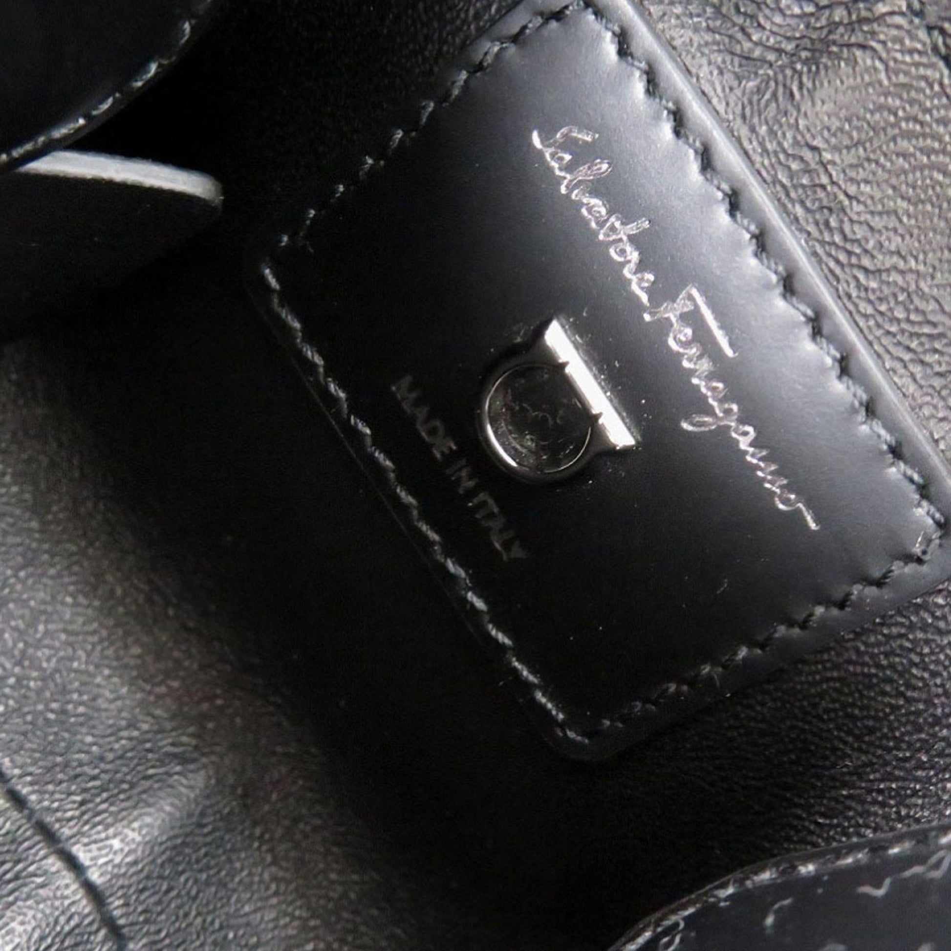 Ferragamo Leather Gancini Trifoglio Handbag