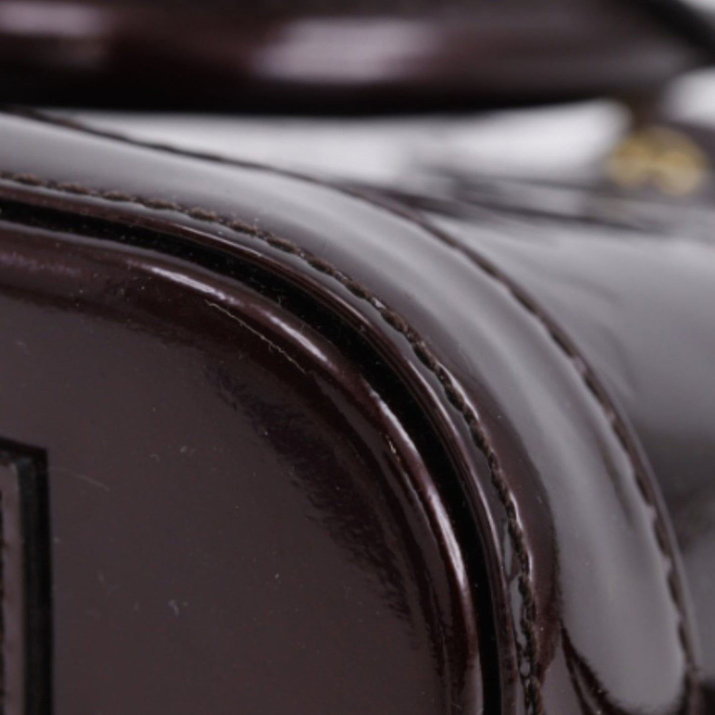 Louis Vuitton Monogram Vernis Alma BB