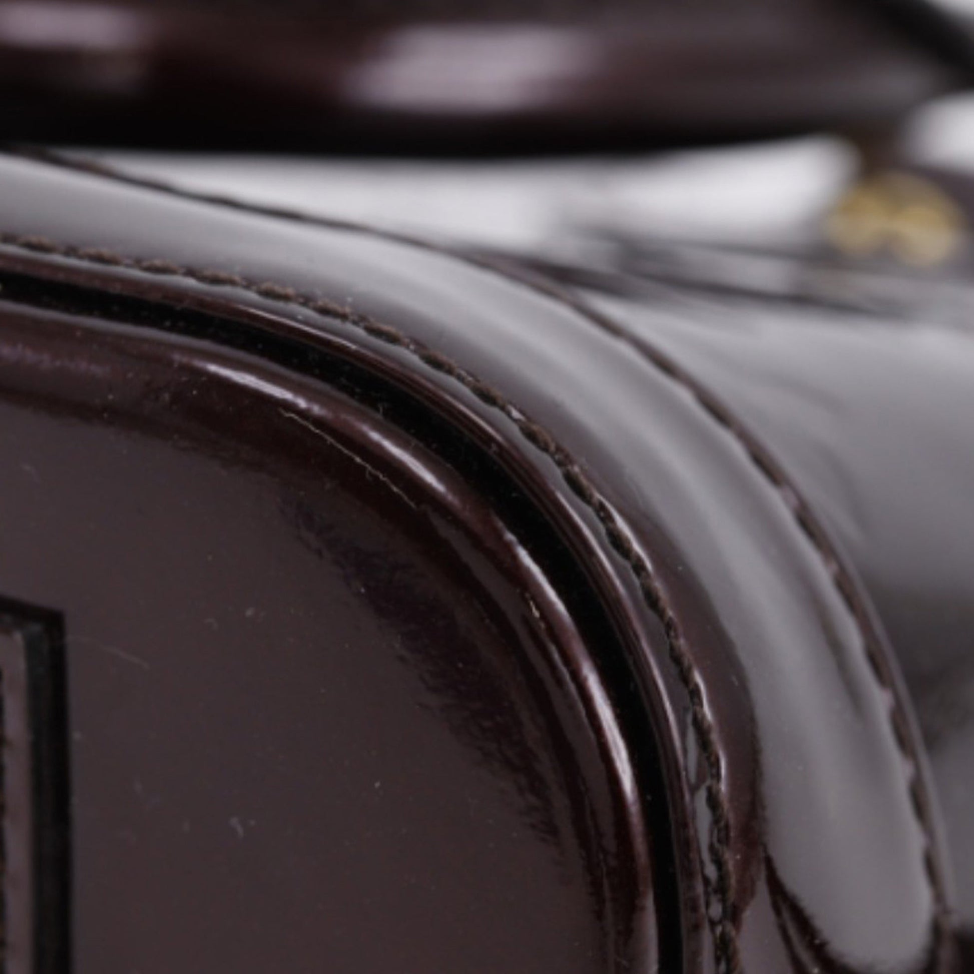 Louis Vuitton Monogram Vernis Alma BB