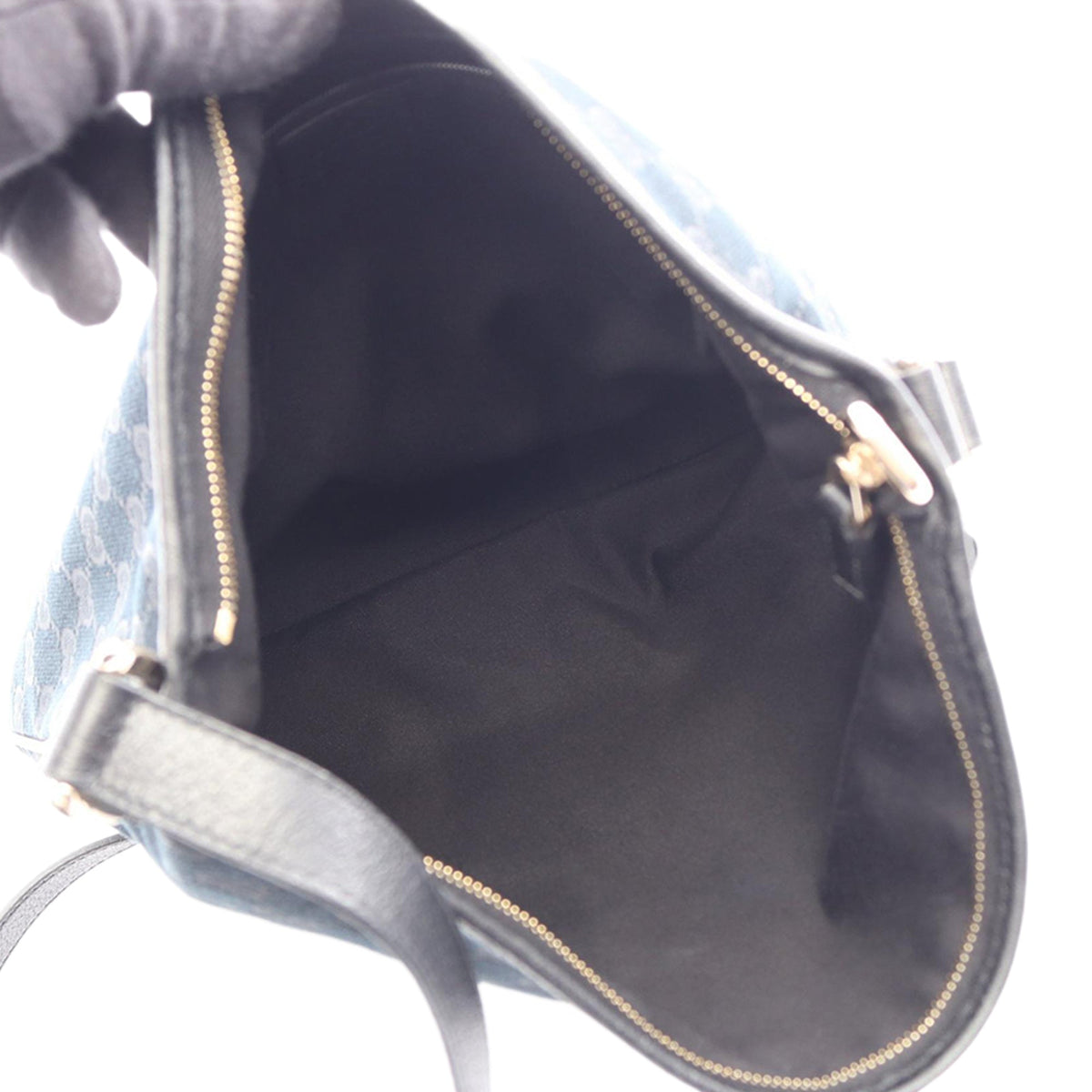 Gucci GG Canvas Abbey D Ring Crossbody — Black