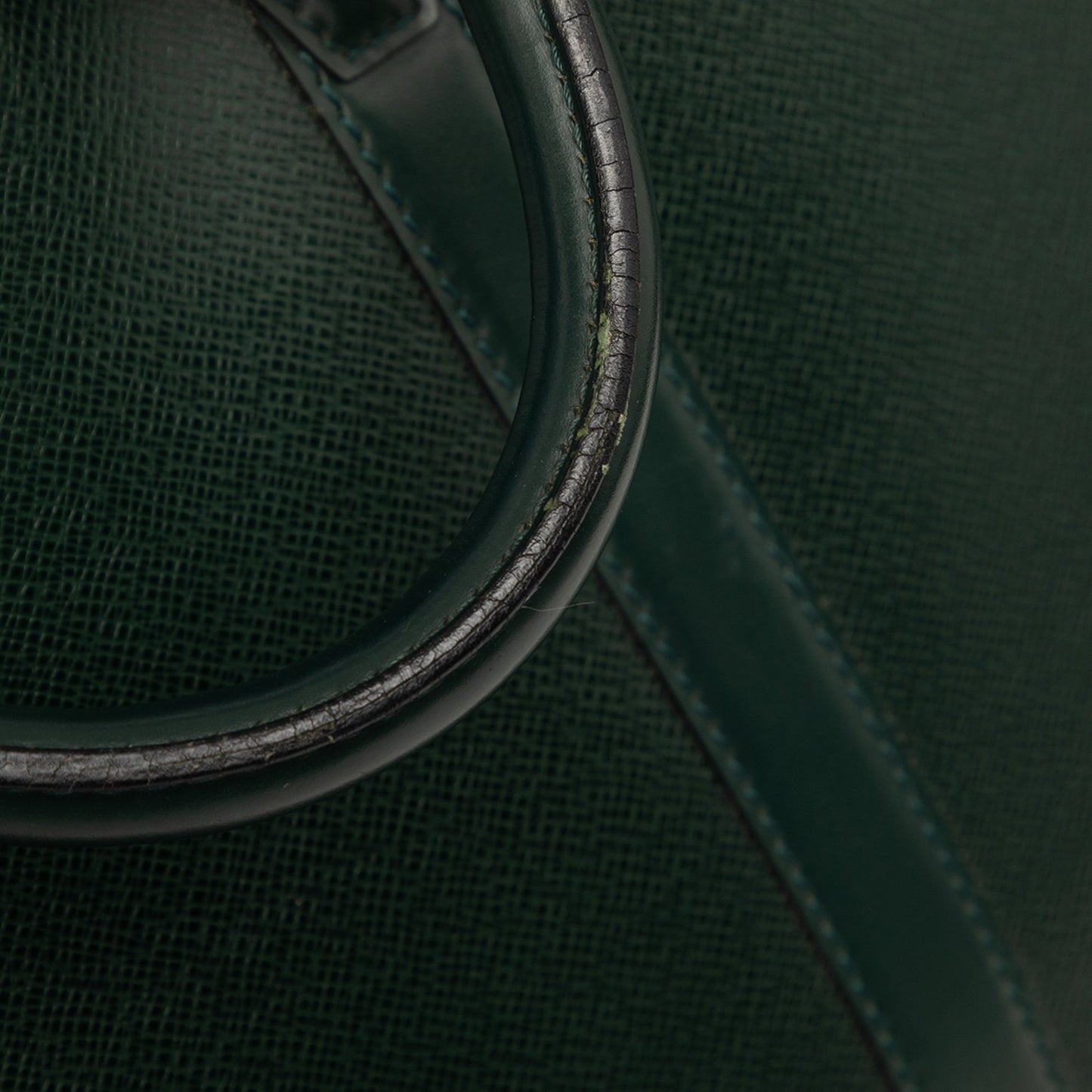 Louis Vuitton Taiga Kendall GM