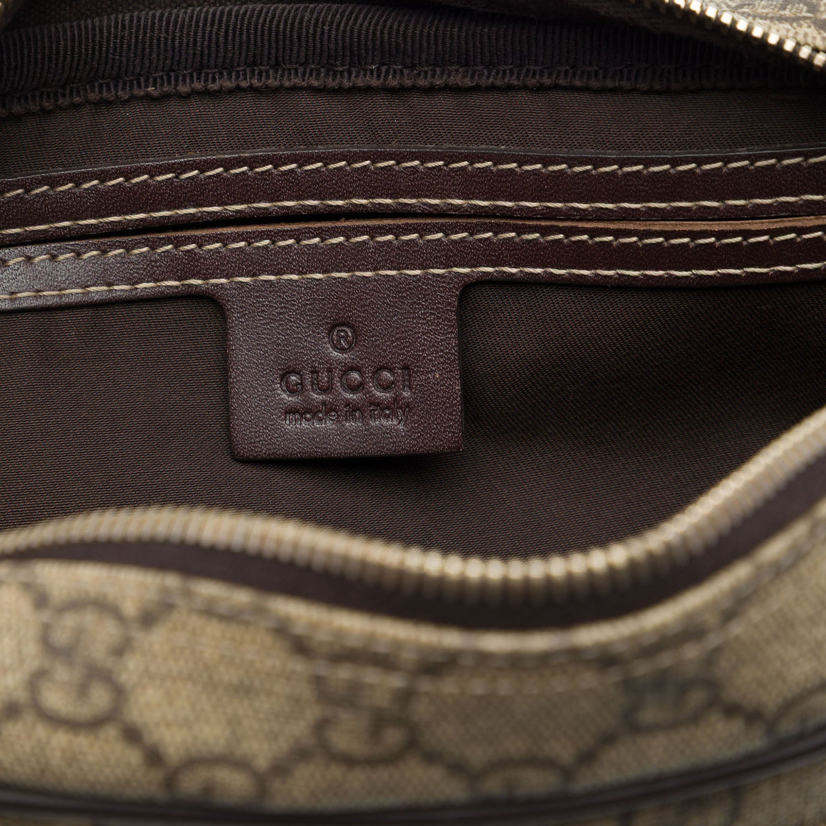 Gucci GG Supreme Crossbody — Beige