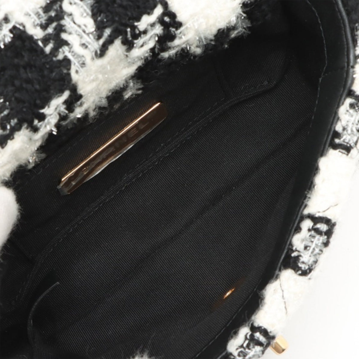 Chanel Houndstooth Tweed 19 Belt Bag
