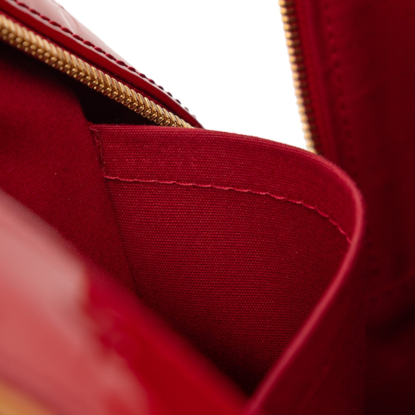 Louis Vuitton Monogram Vernis Summit Drive