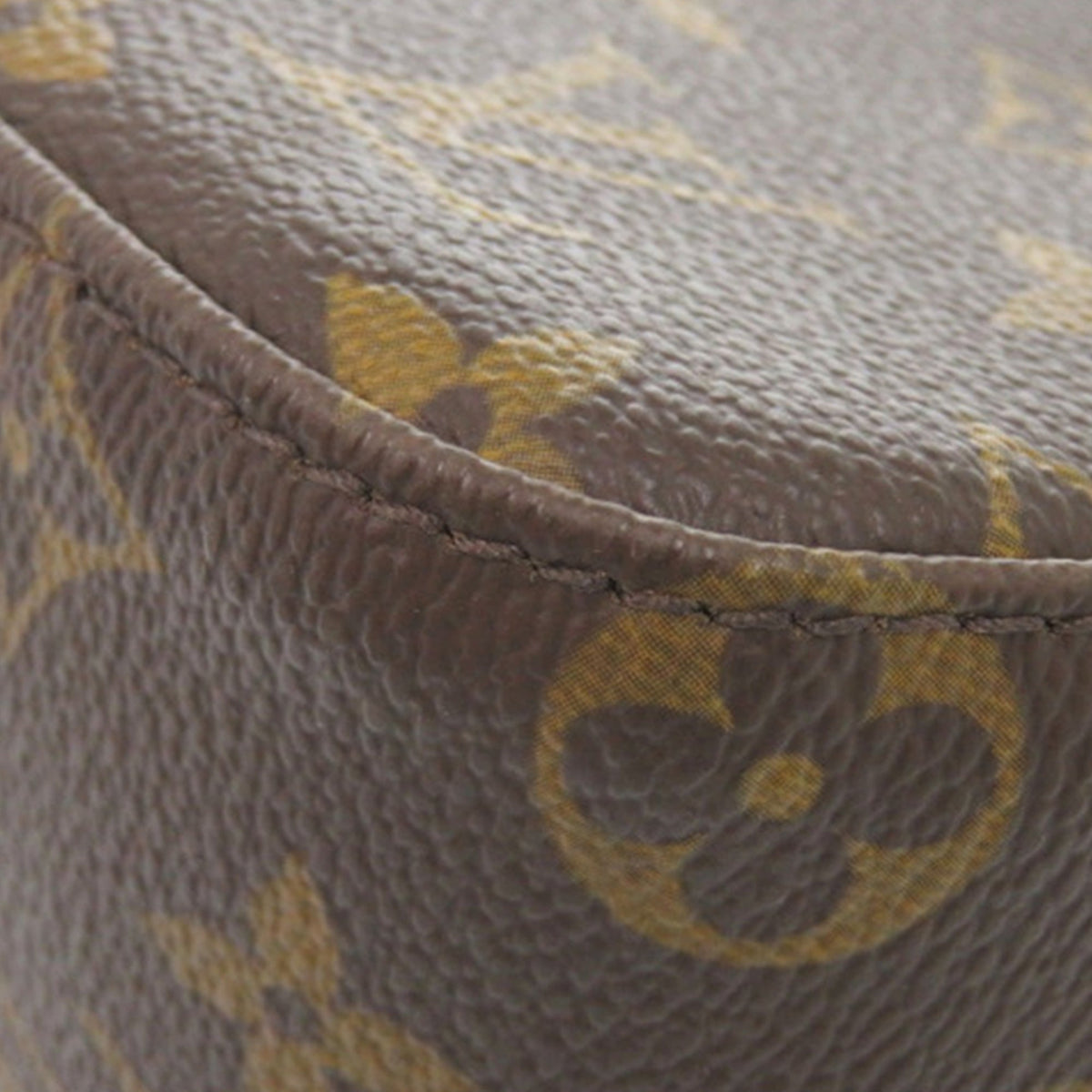 Louis Vuitton Monogram Looping MM
