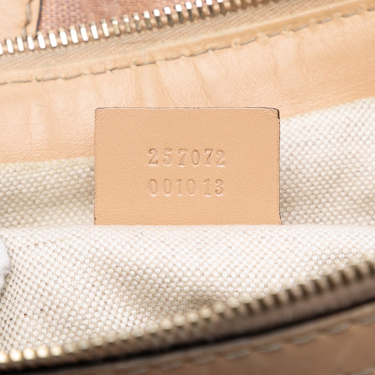 Gucci GG Canvas Lovely Crossbody
