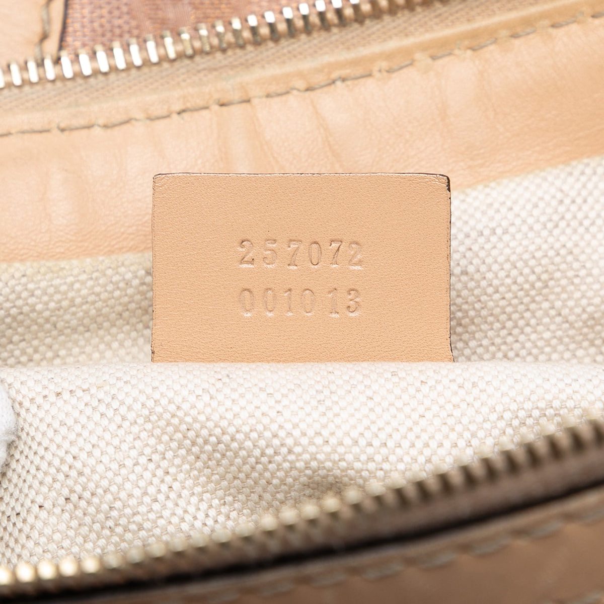 Gucci GG Canvas Lovely Crossbody